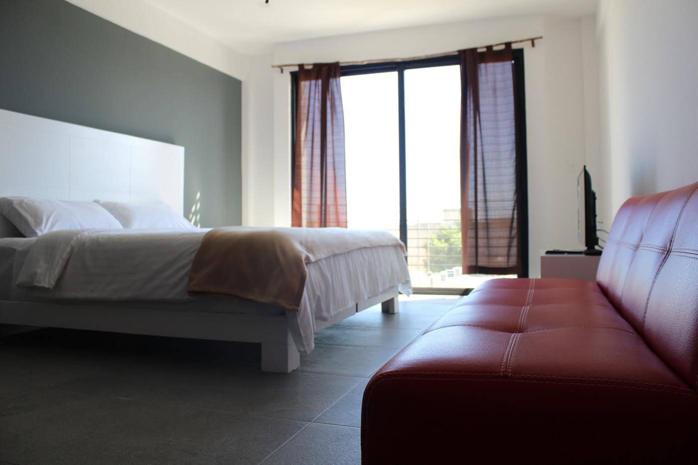 Studio 30 Condhotel by Nah Hotels