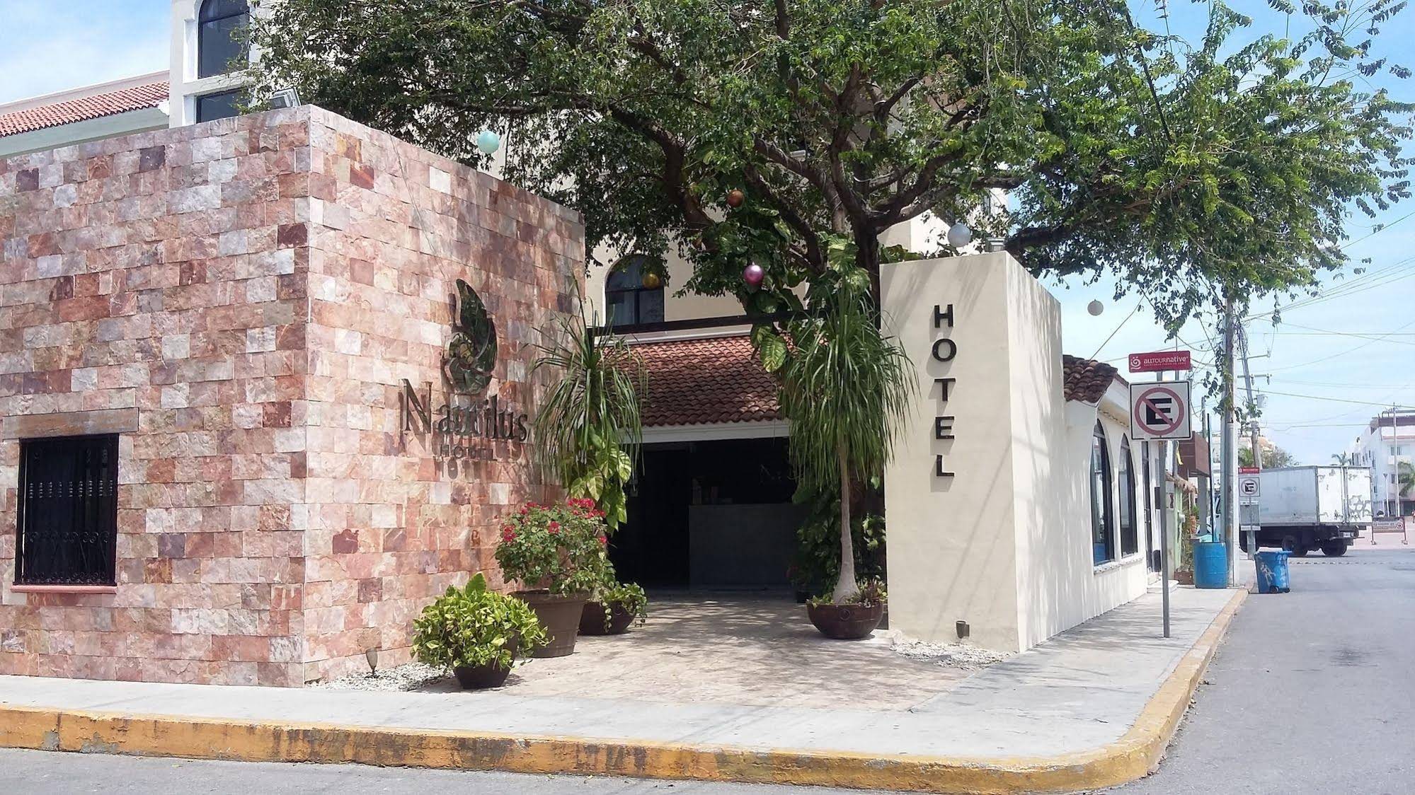 Hotel Nautilus
