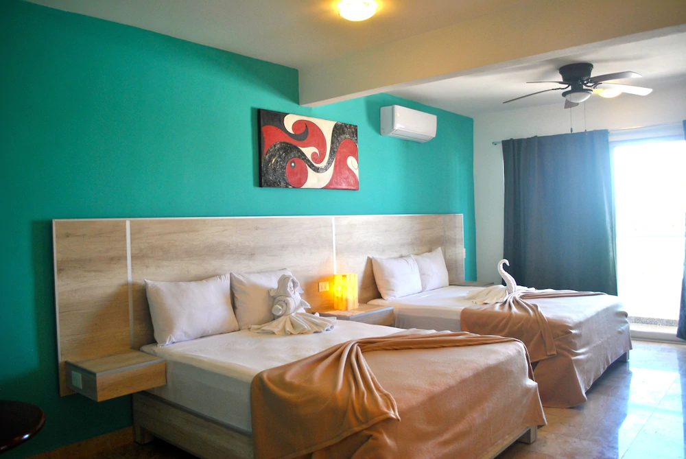 Hotel Punta Esmeralda