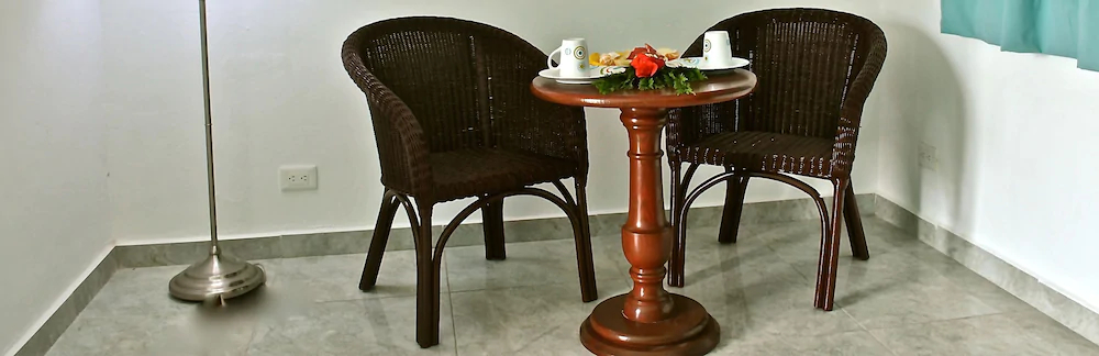 Hotel Punta Esmeralda