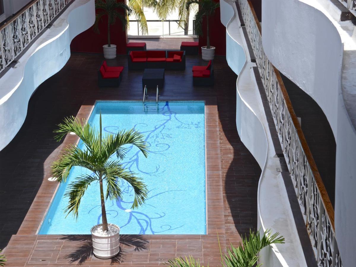 In Fashion Hotel & Spa
