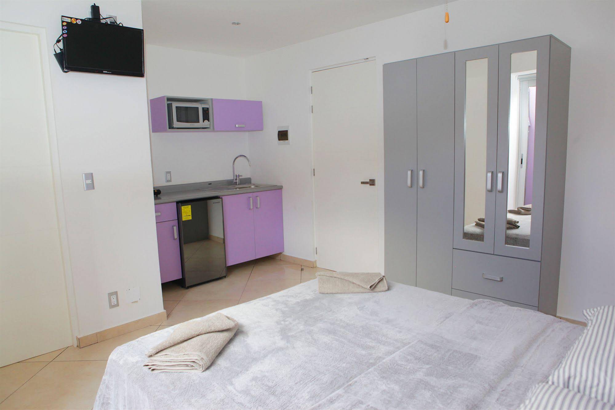 Iris Studios and Apartments