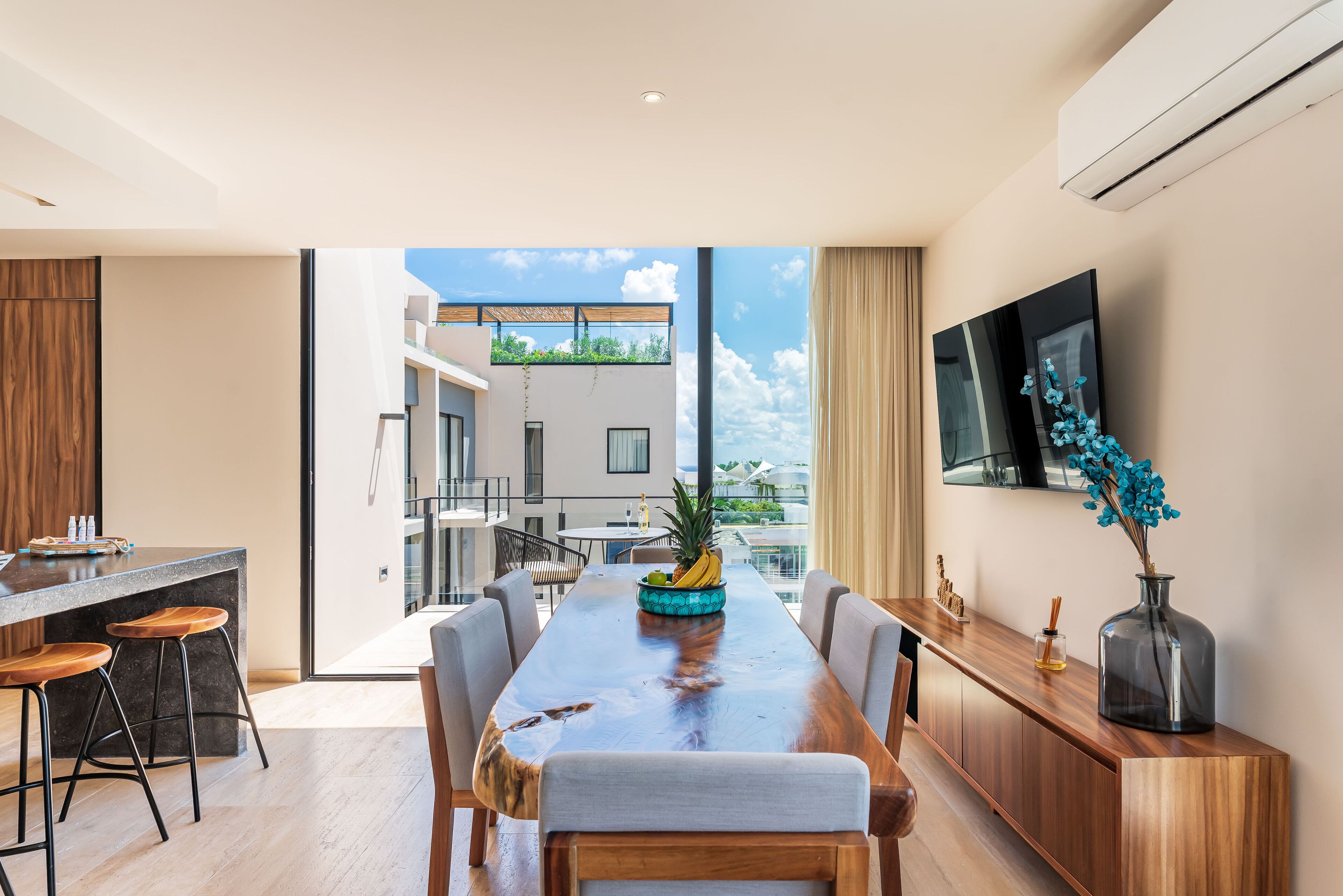 Kaab South Beach By The Spot Rentals