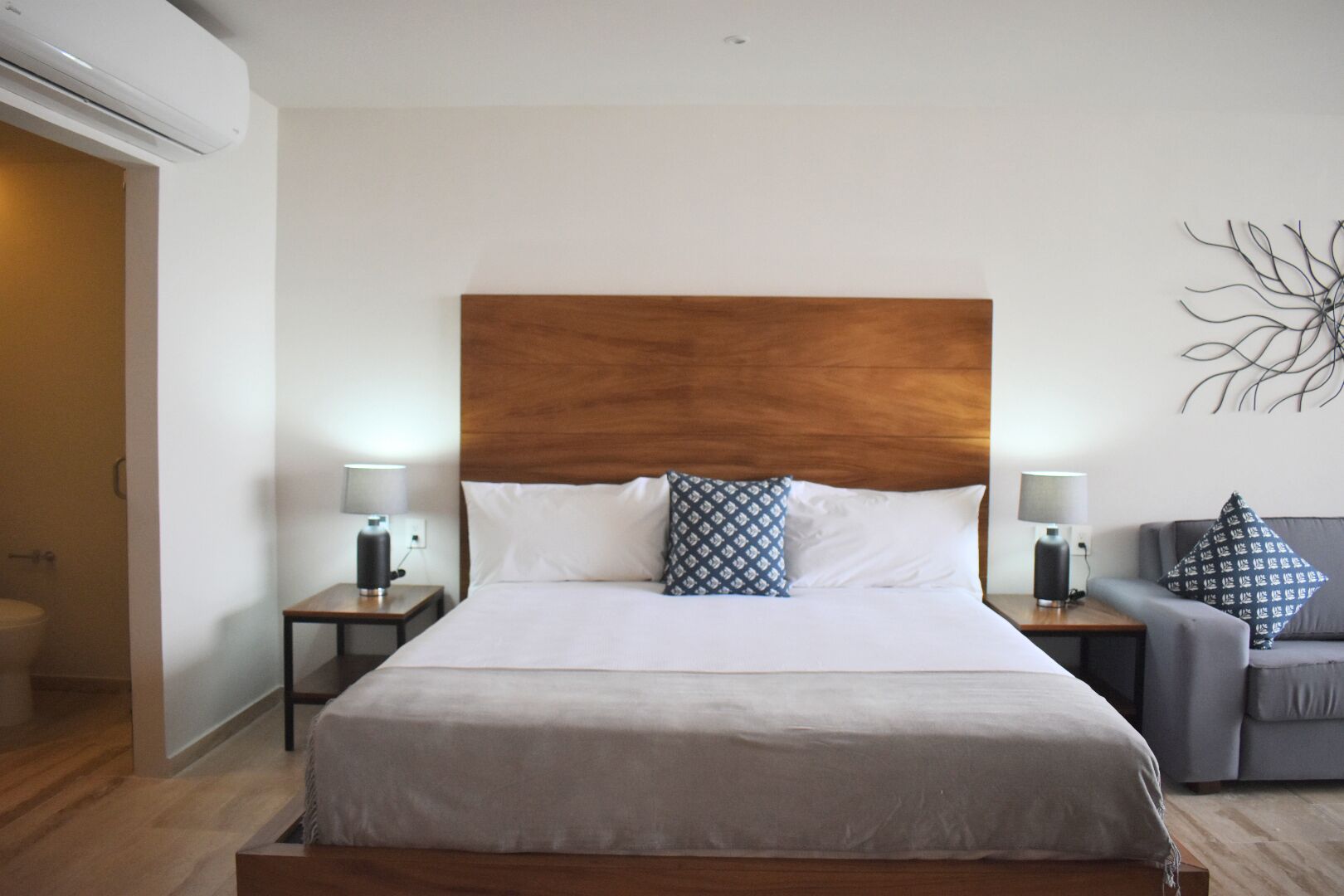Kaab South Beach By The Spot Rentals