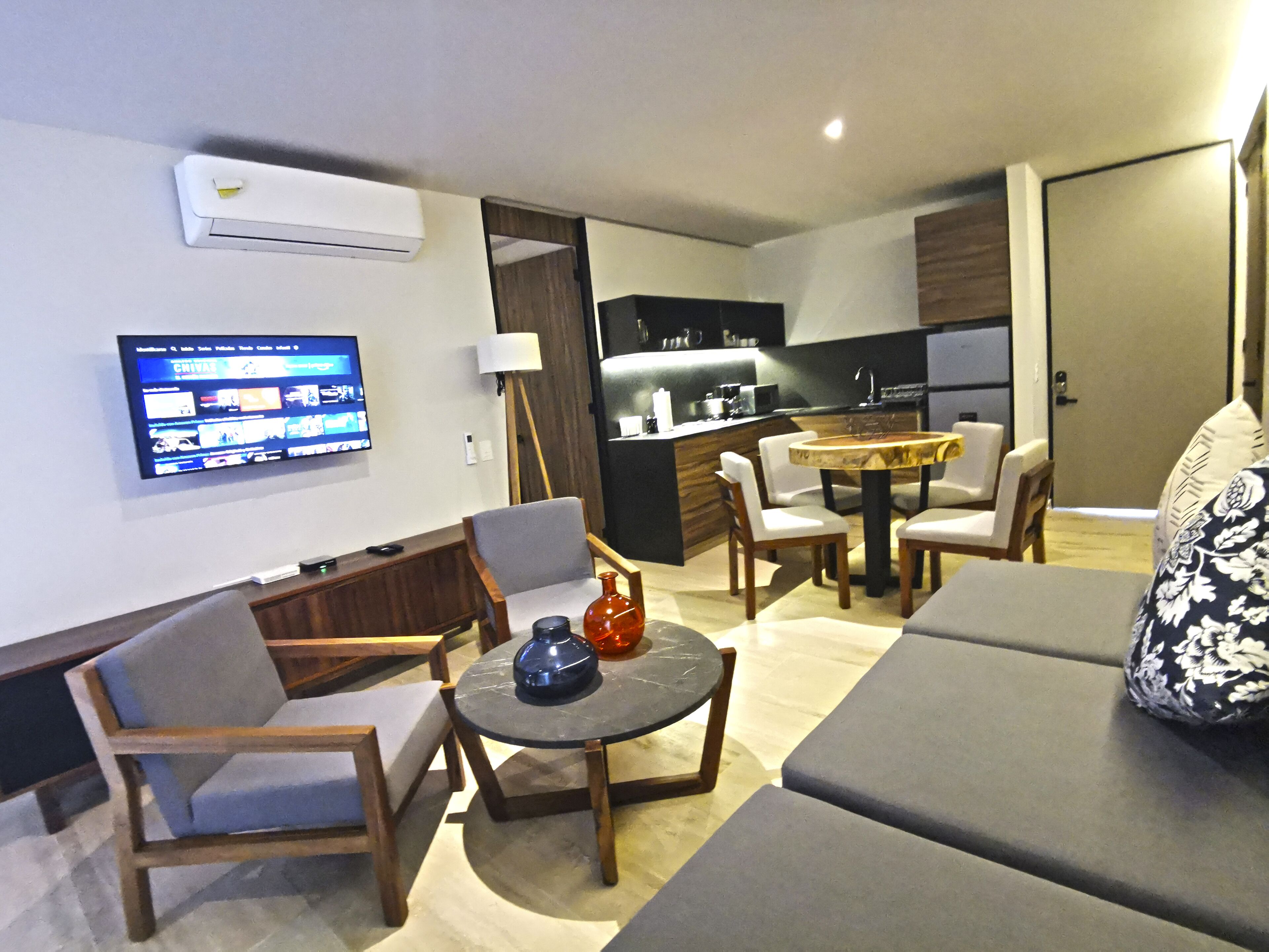 Kaab South Beach By The Spot Rentals