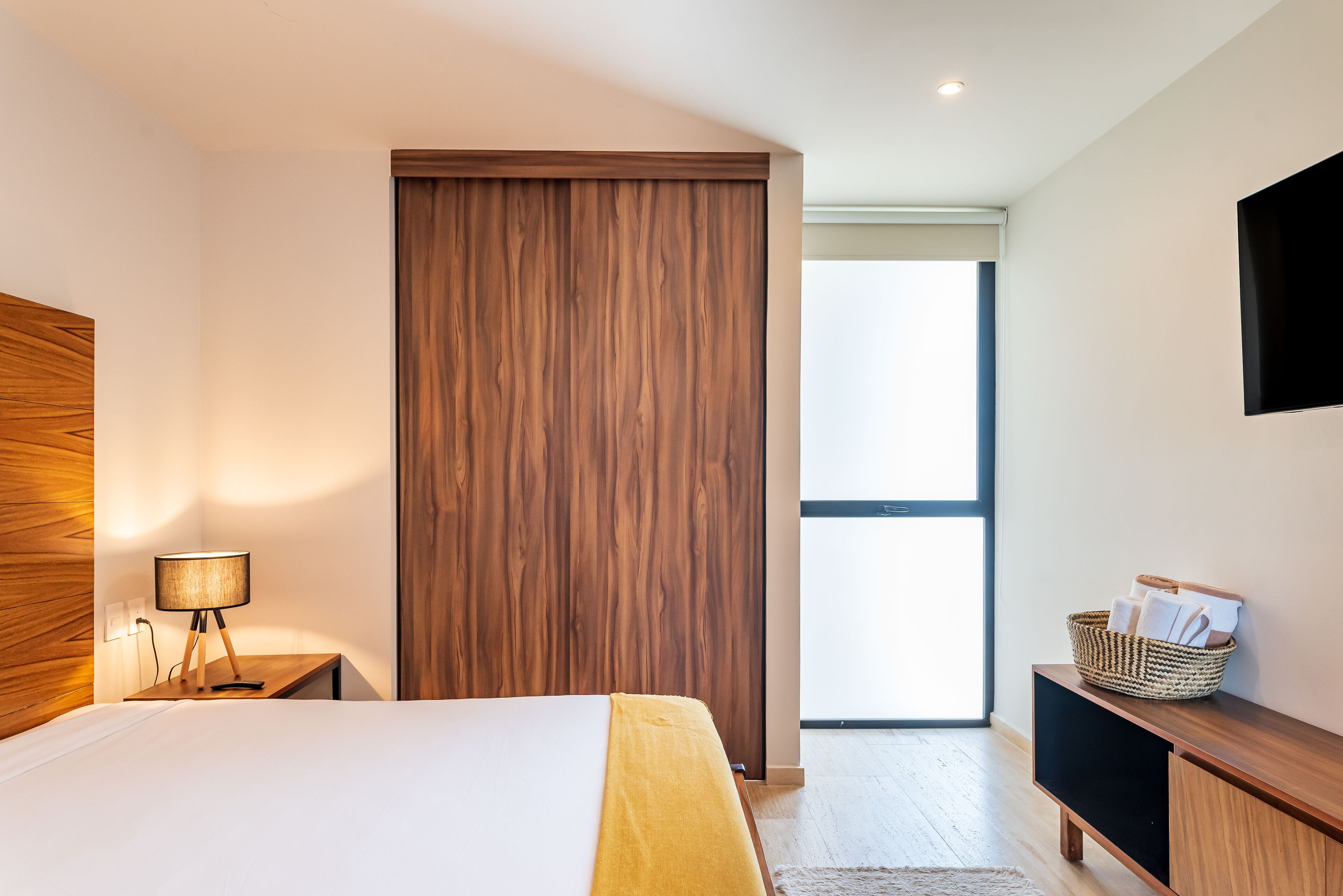 Kaab South Beach By The Spot Rentals