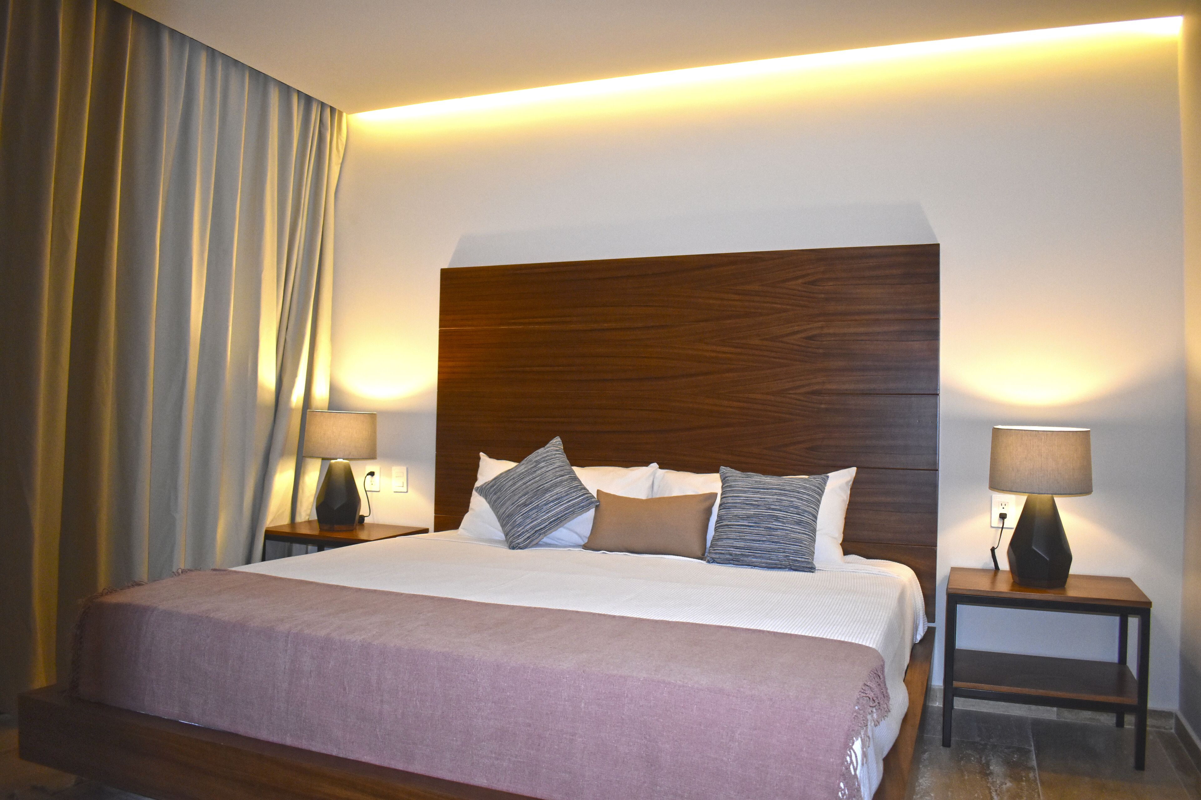 Kaab South Beach By The Spot Rentals