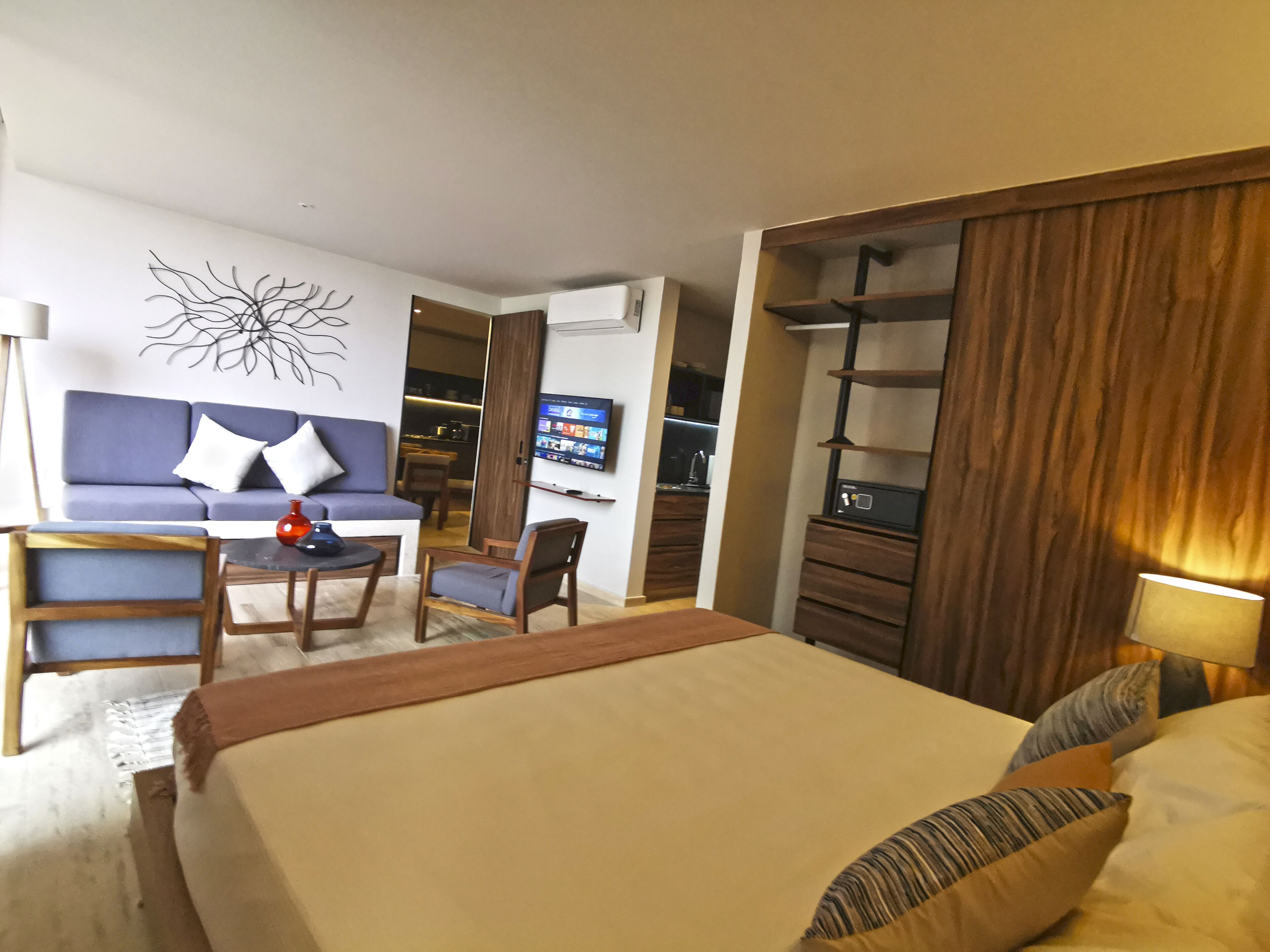Kaab South Beach By The Spot Rentals