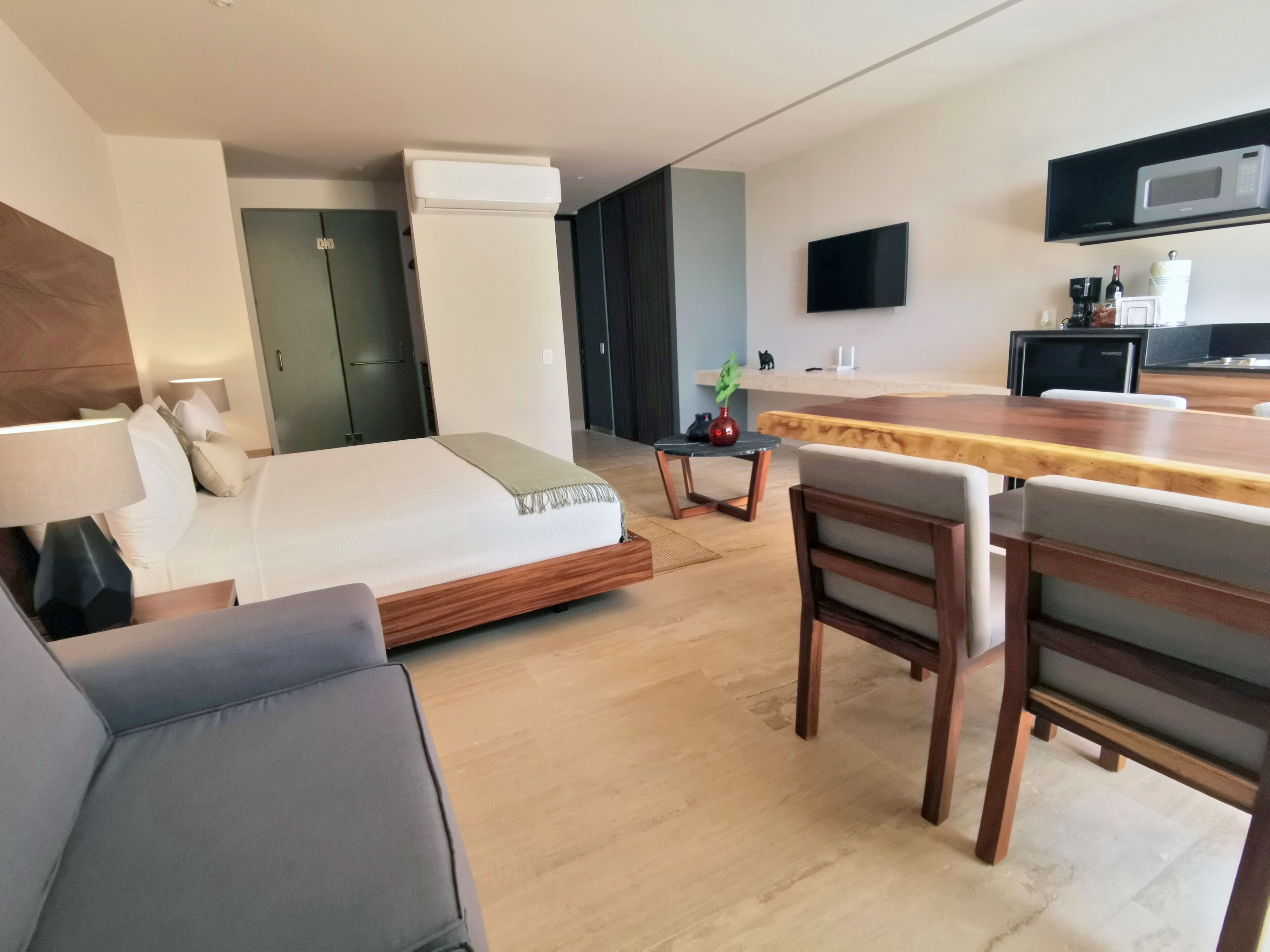 Kaab South Beach By The Spot Rentals