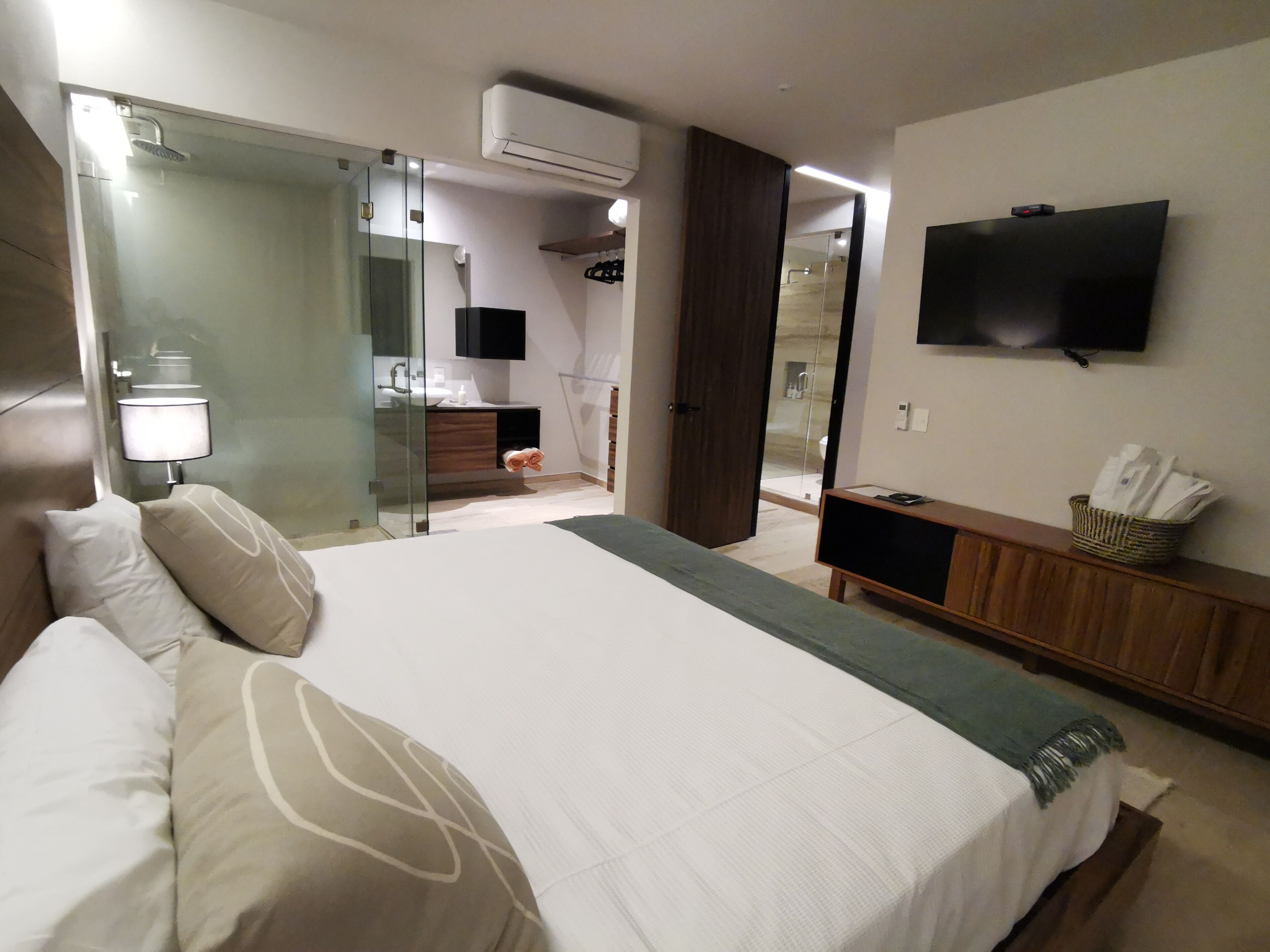 Kaab South Beach By The Spot Rentals