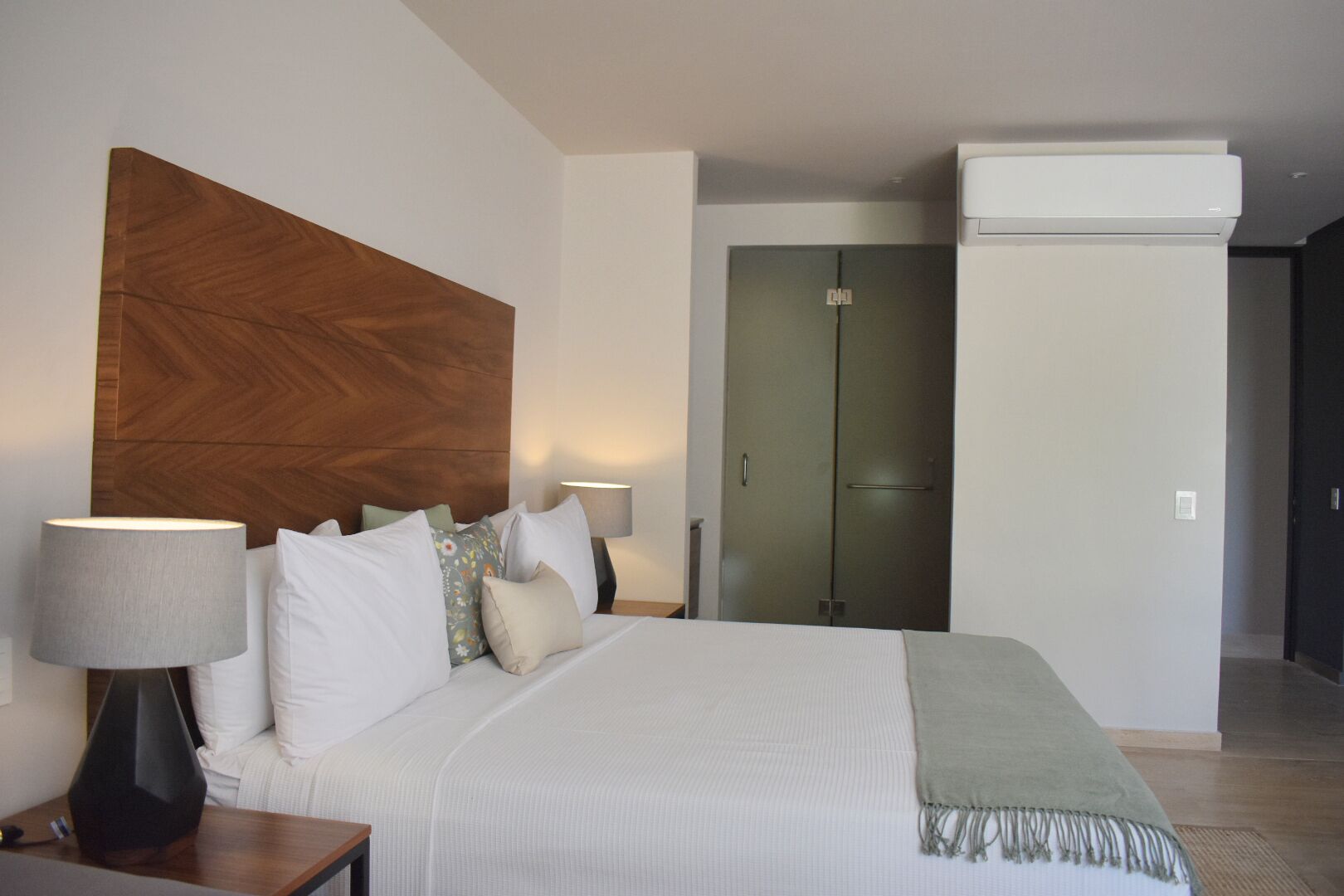 Kaab South Beach By The Spot Rentals