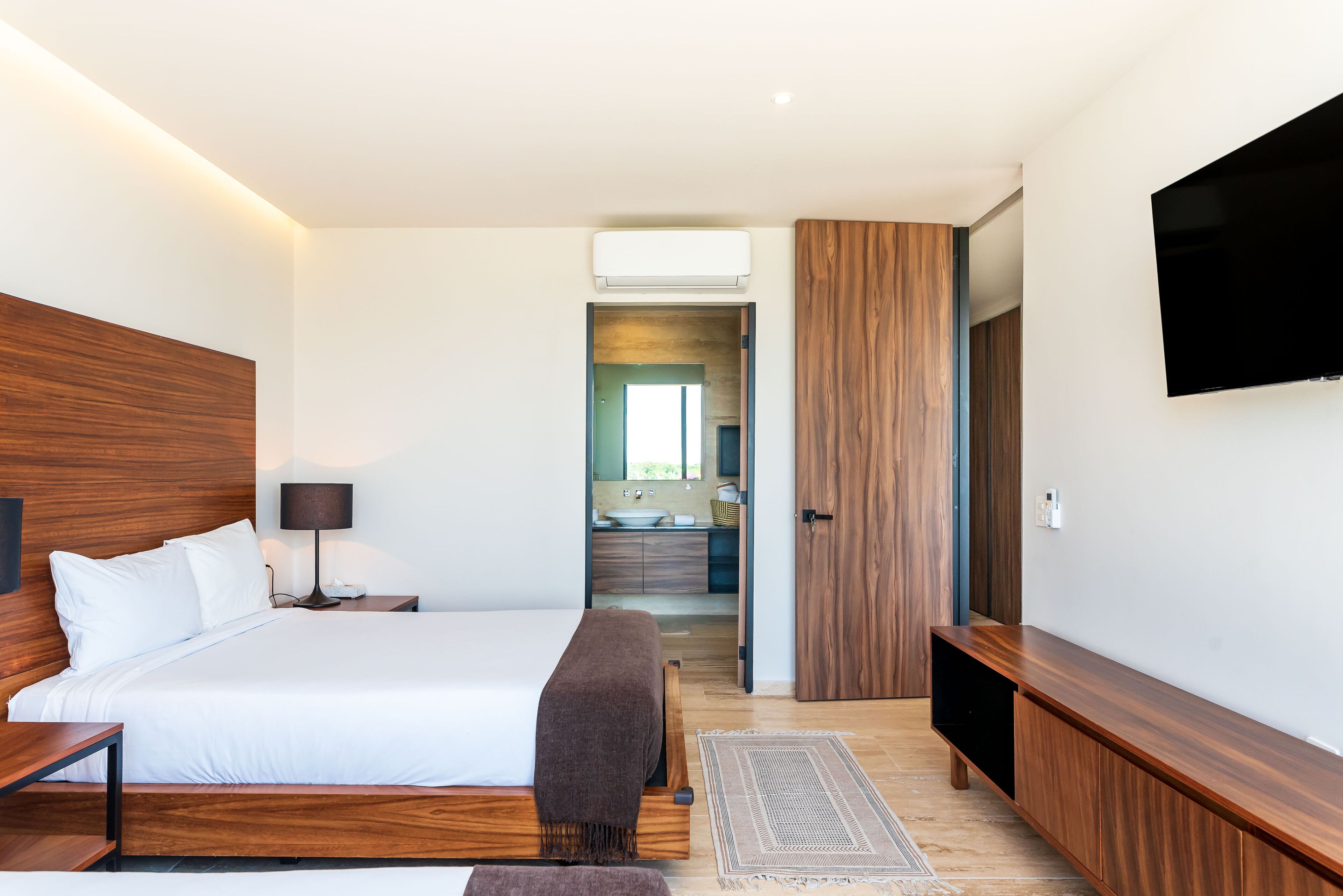 Kaab South Beach By The Spot Rentals