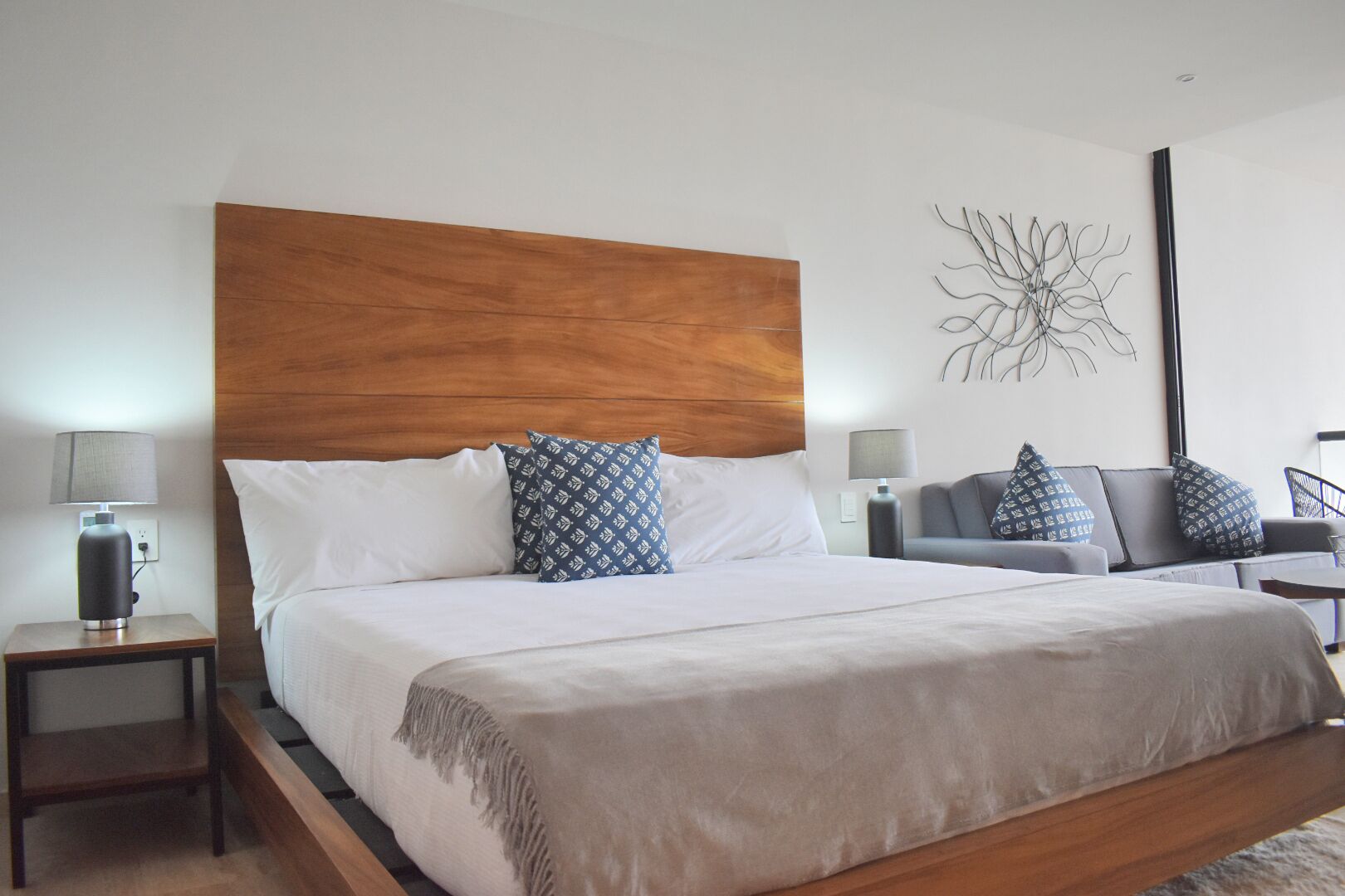 Kaab South Beach By The Spot Rentals