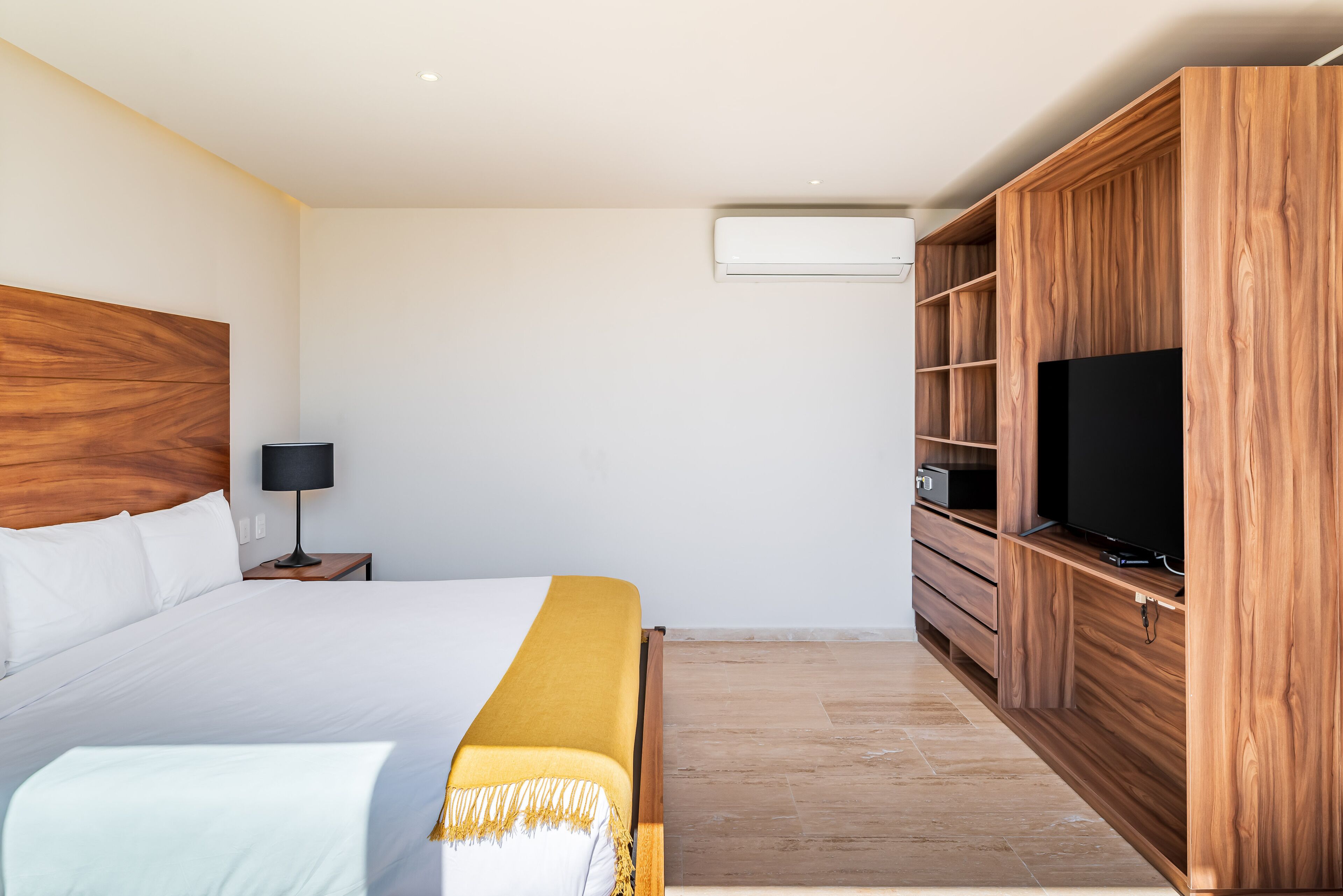 Kaab South Beach By The Spot Rentals