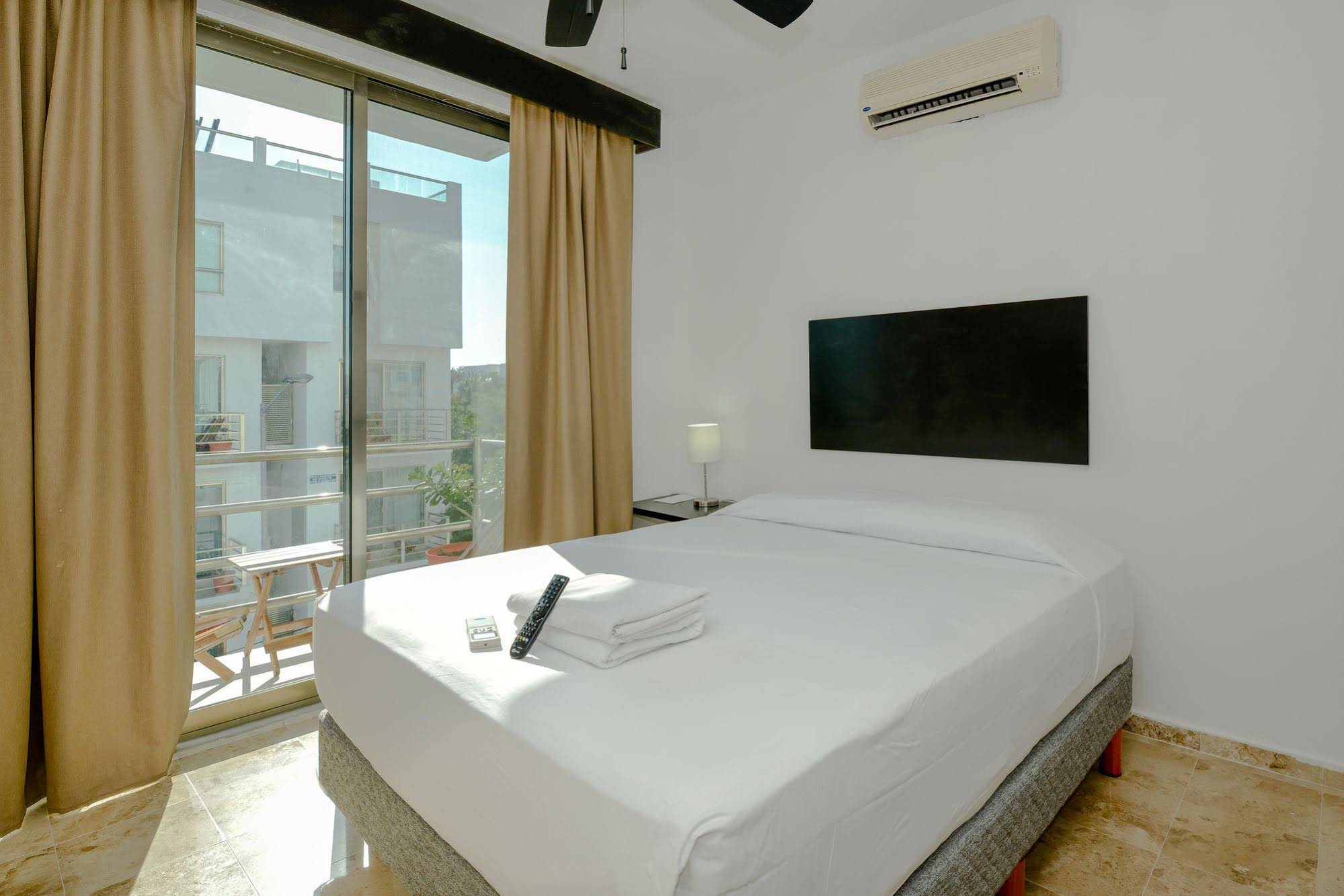 La Playa Condohotel Boutique