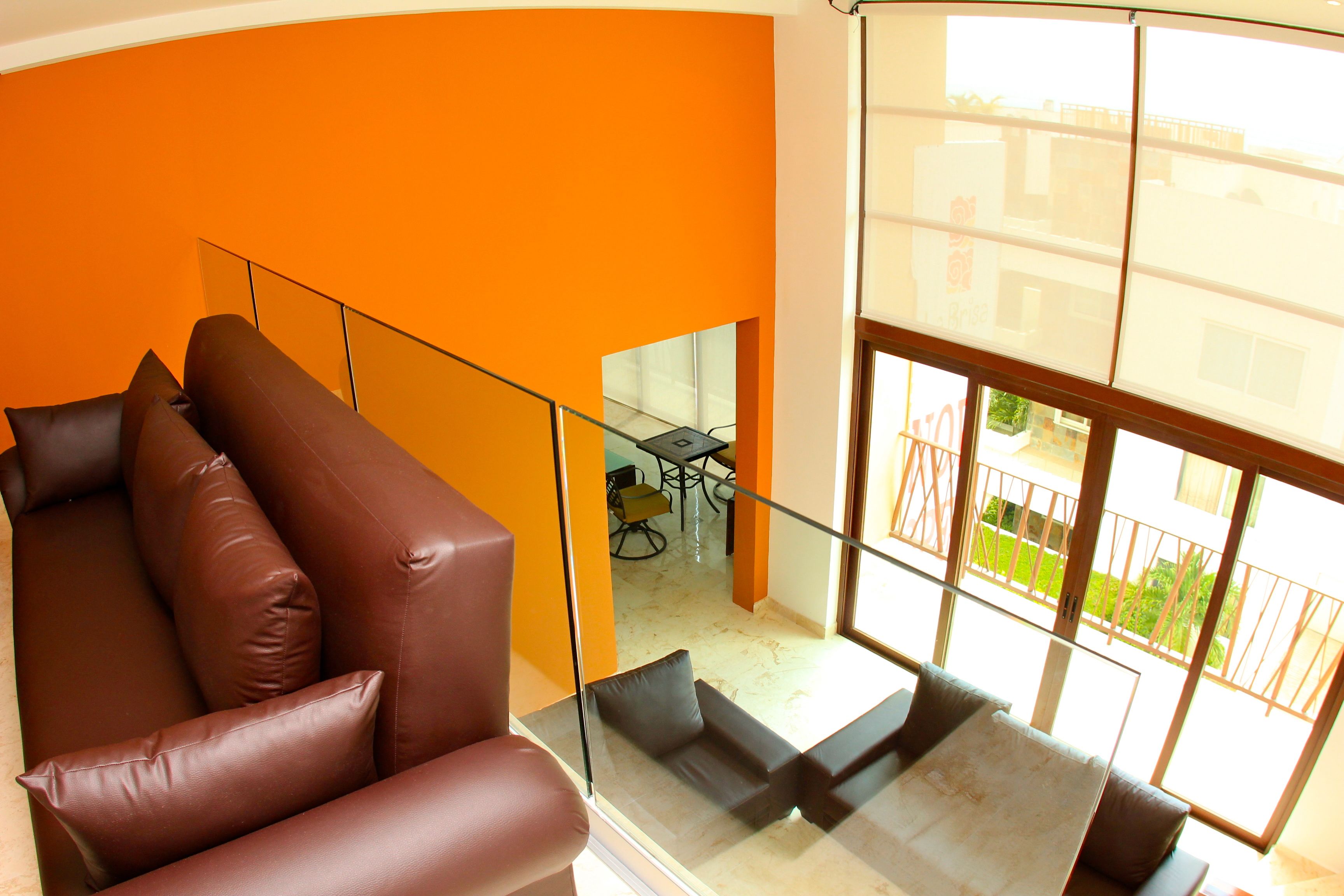 Las Brisas Condominios