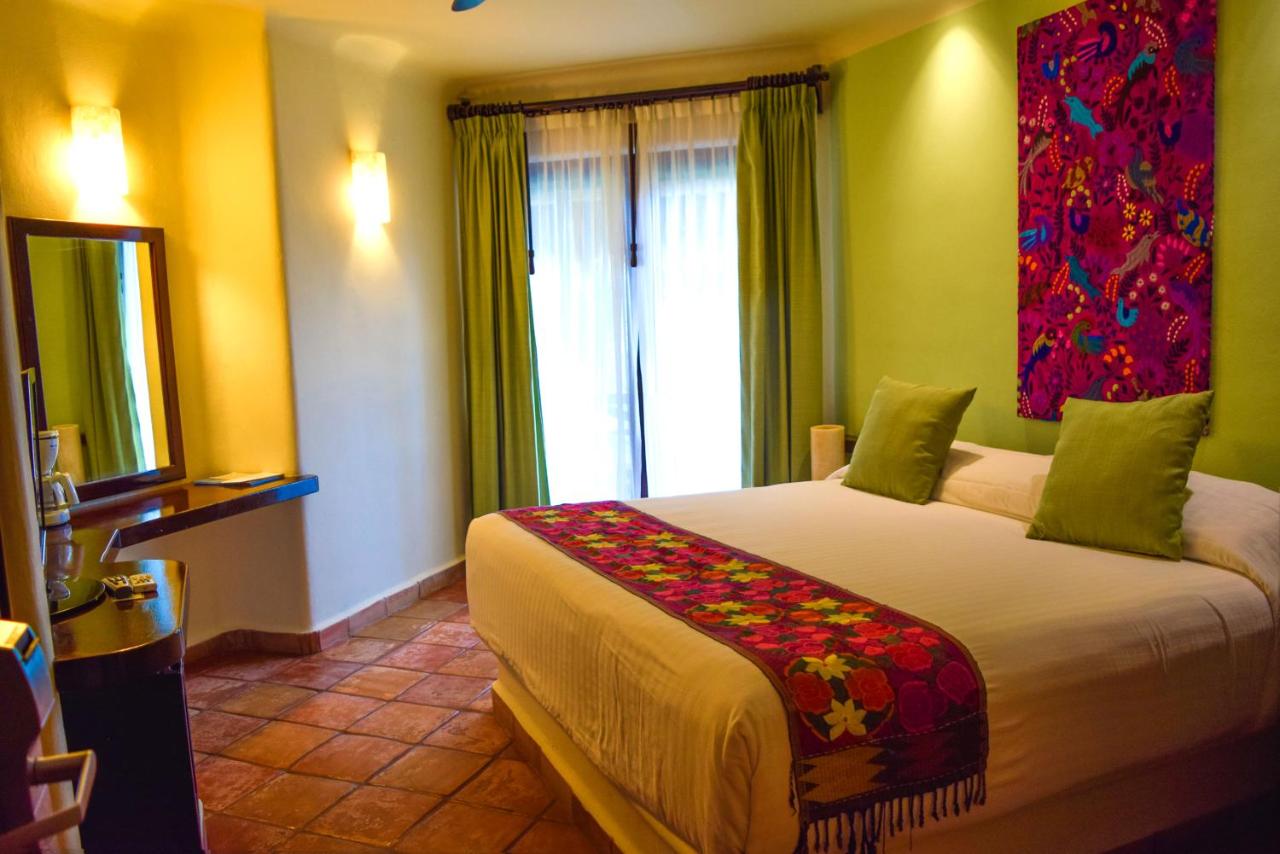 La Tortuga Hotel & Spa