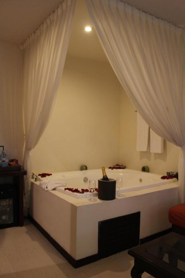 La Tortuga Hotel & Spa