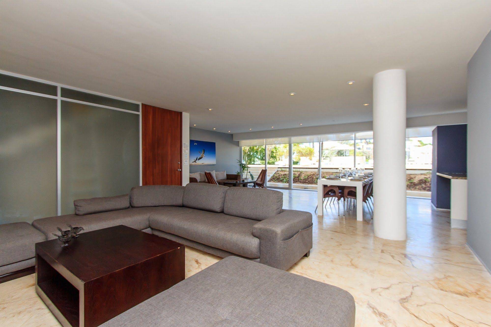 Magia Beachside Apartment by Bvr