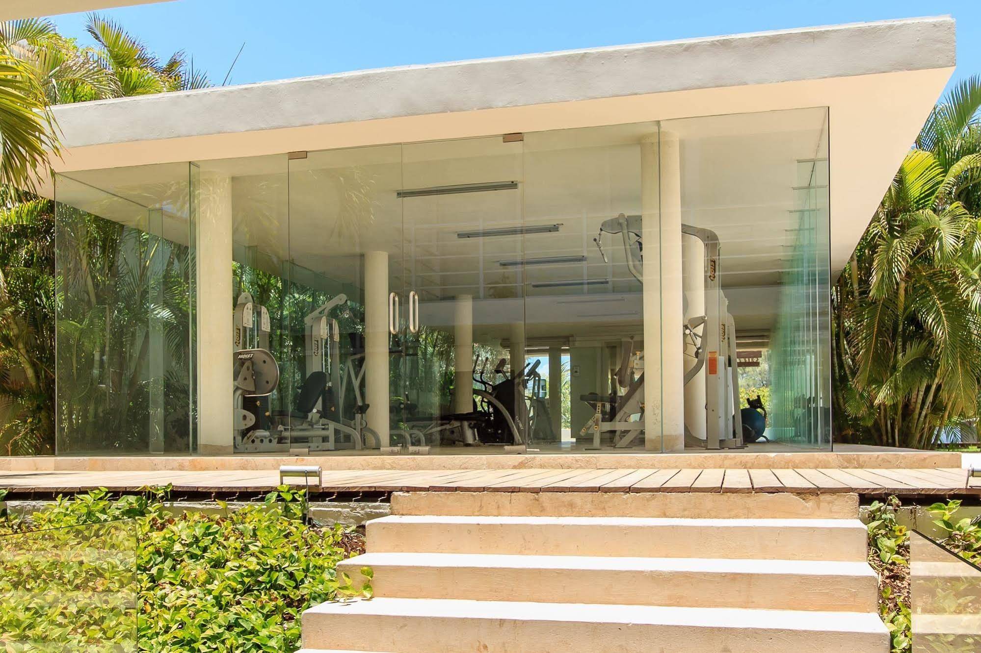 Magia Beachside Condo Hotel
