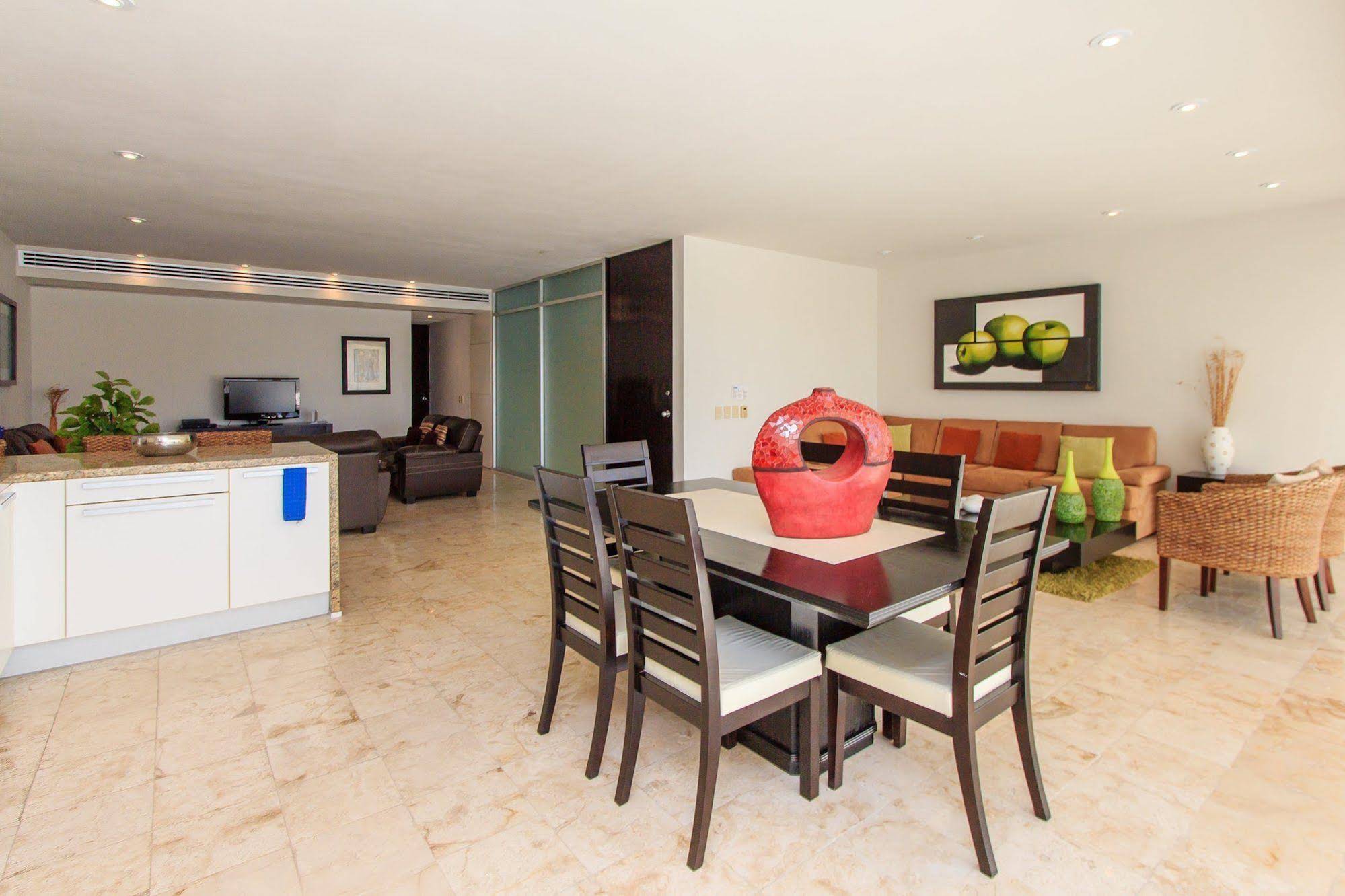 Magia Beachside Condo Hotel