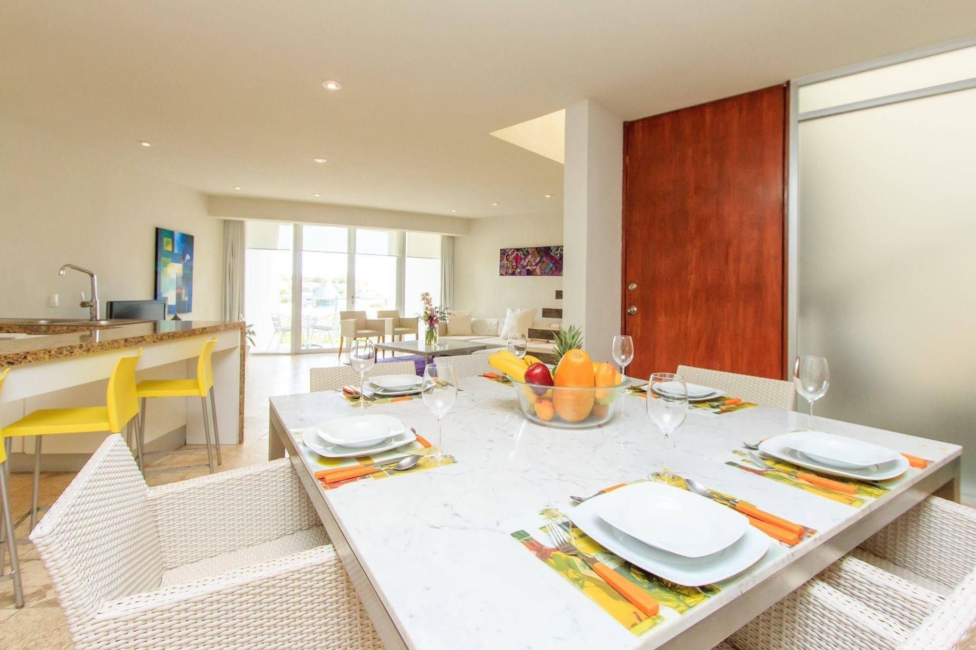 Magia Beachside Condo Hotel
