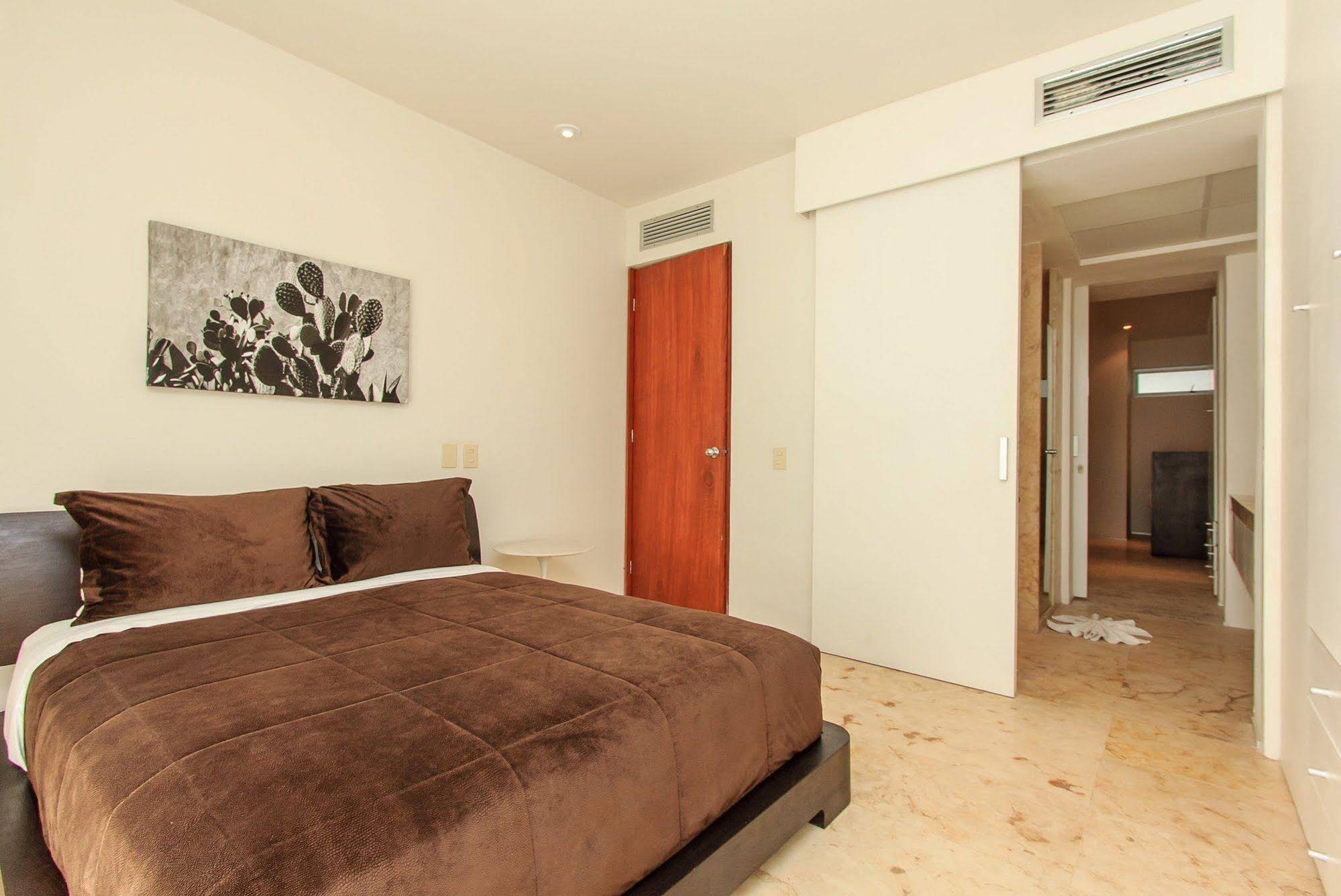 Magia Beachside Condo Hotel