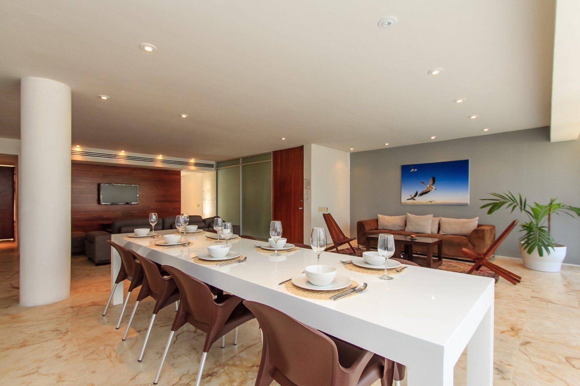 Magia Beachside Condo Hotel