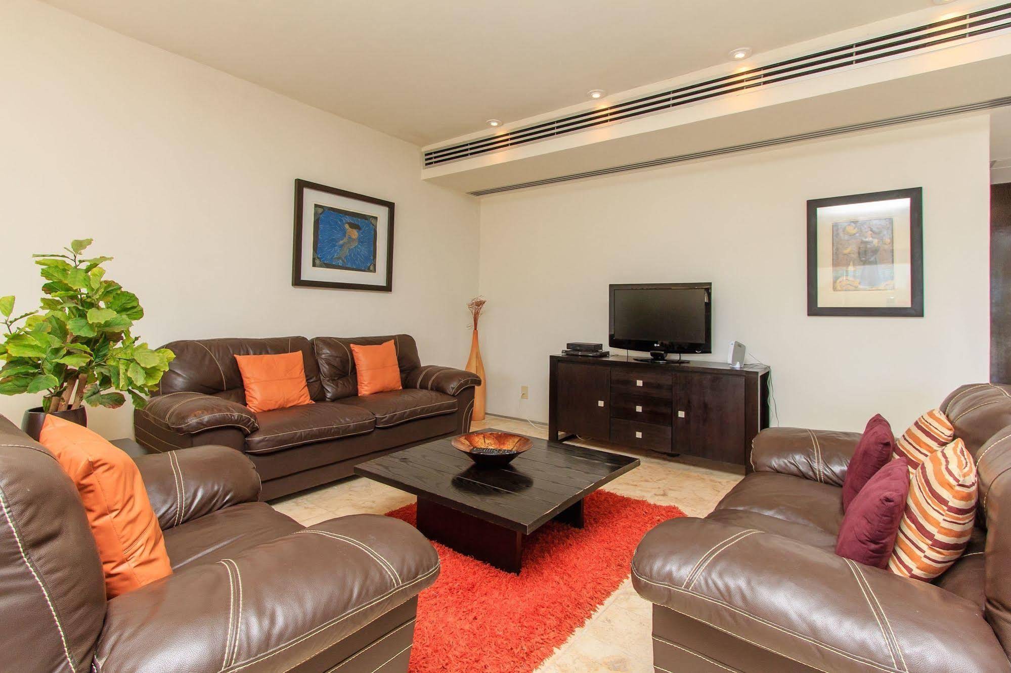 Magia Beachside Condo Hotel