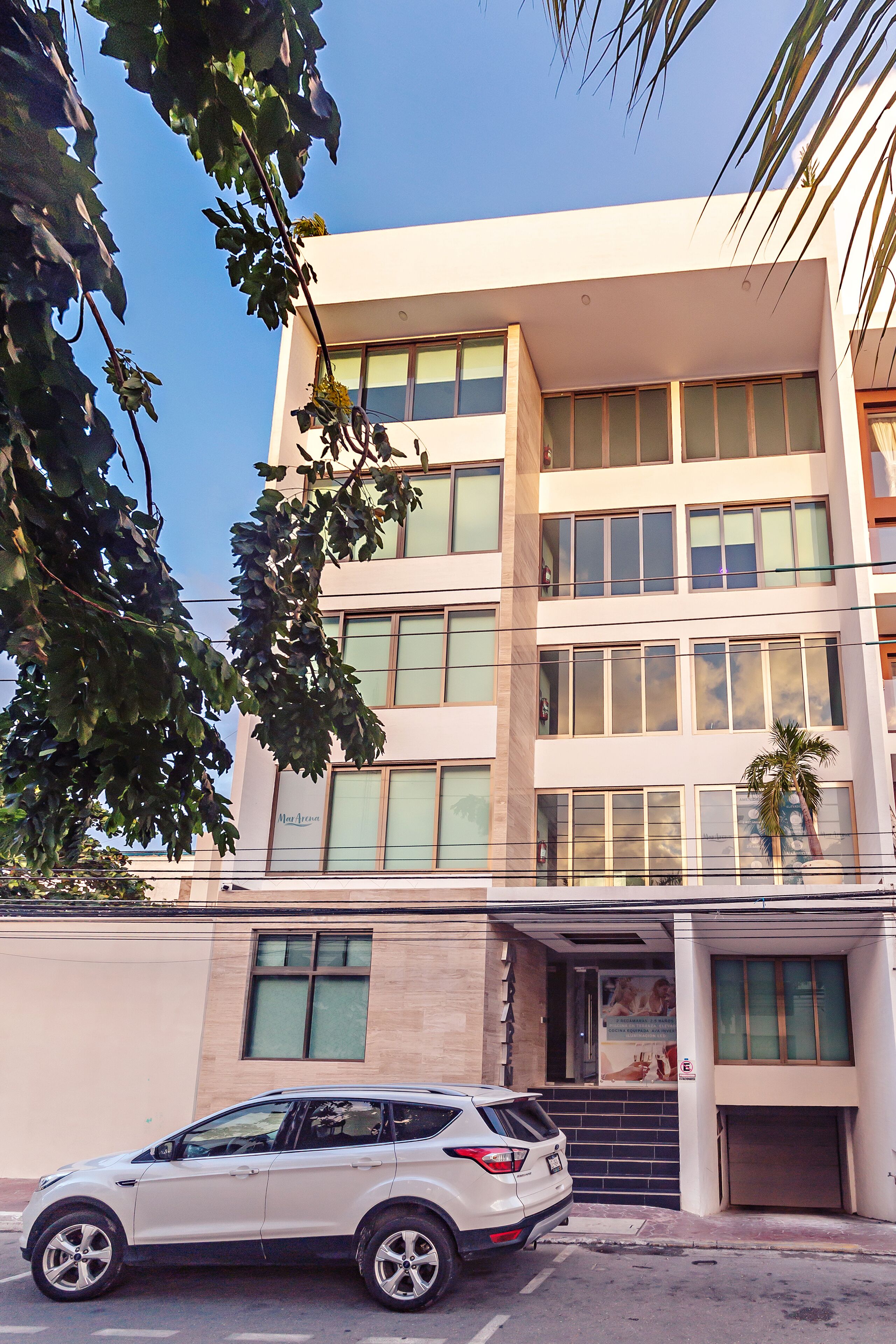 Condo Mar Arena