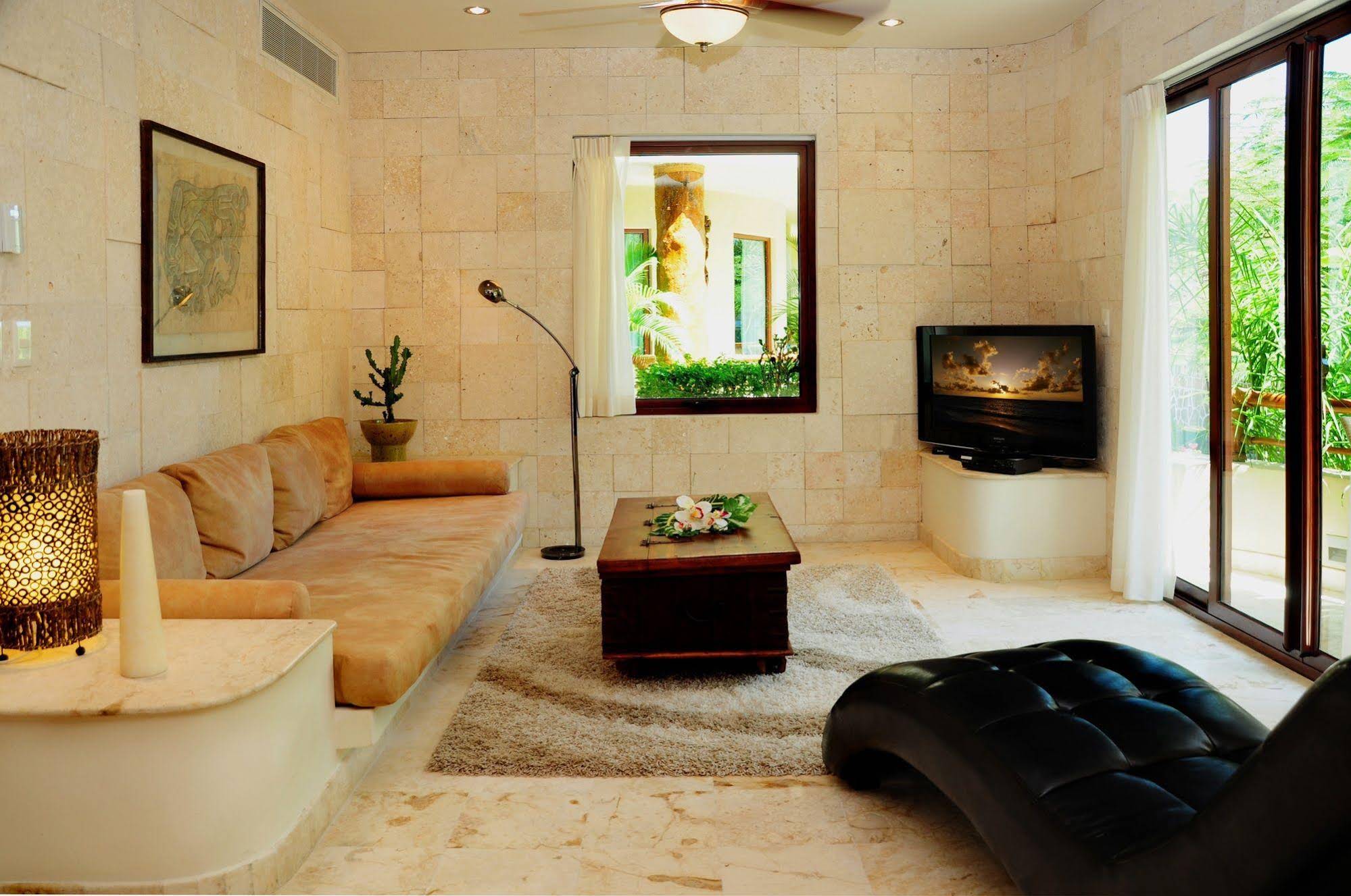Maya Villa Condo Hotel & Beach Club