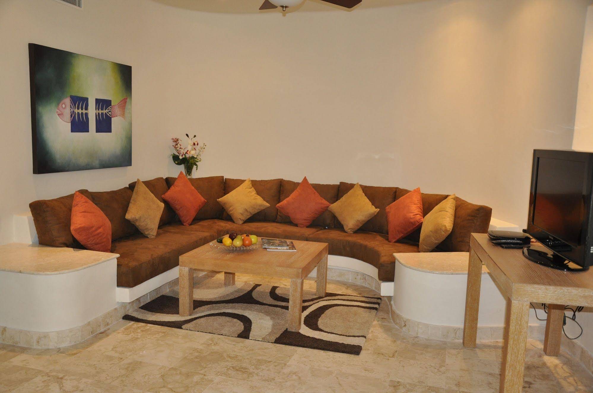 Maya Villa Condo Hotel & Beach Club