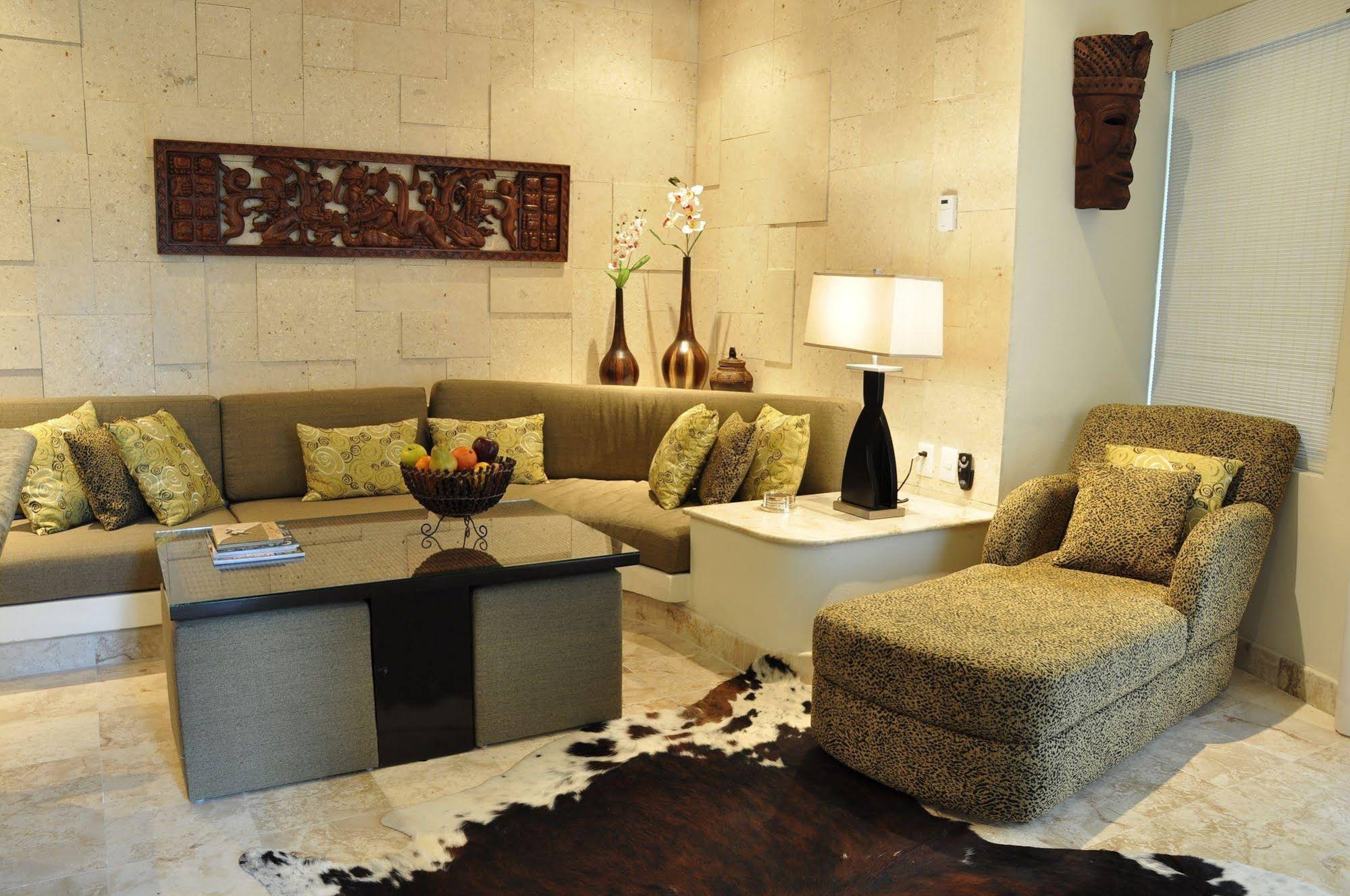 Maya Villa Condo Hotel & Beach Club