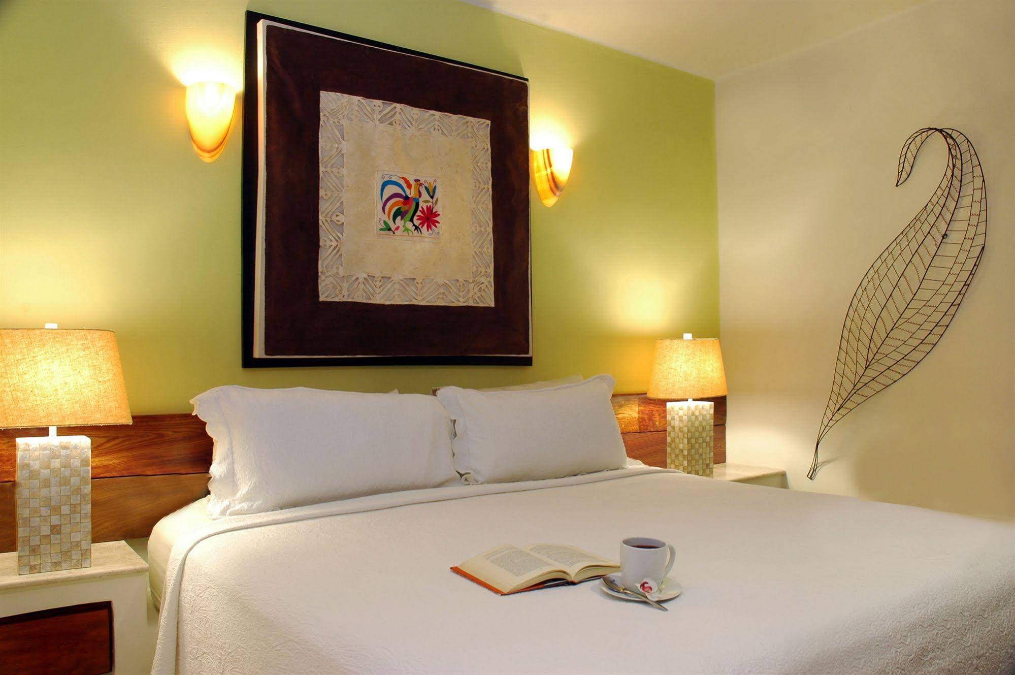Maya Villa Condo Hotel & Beach Club