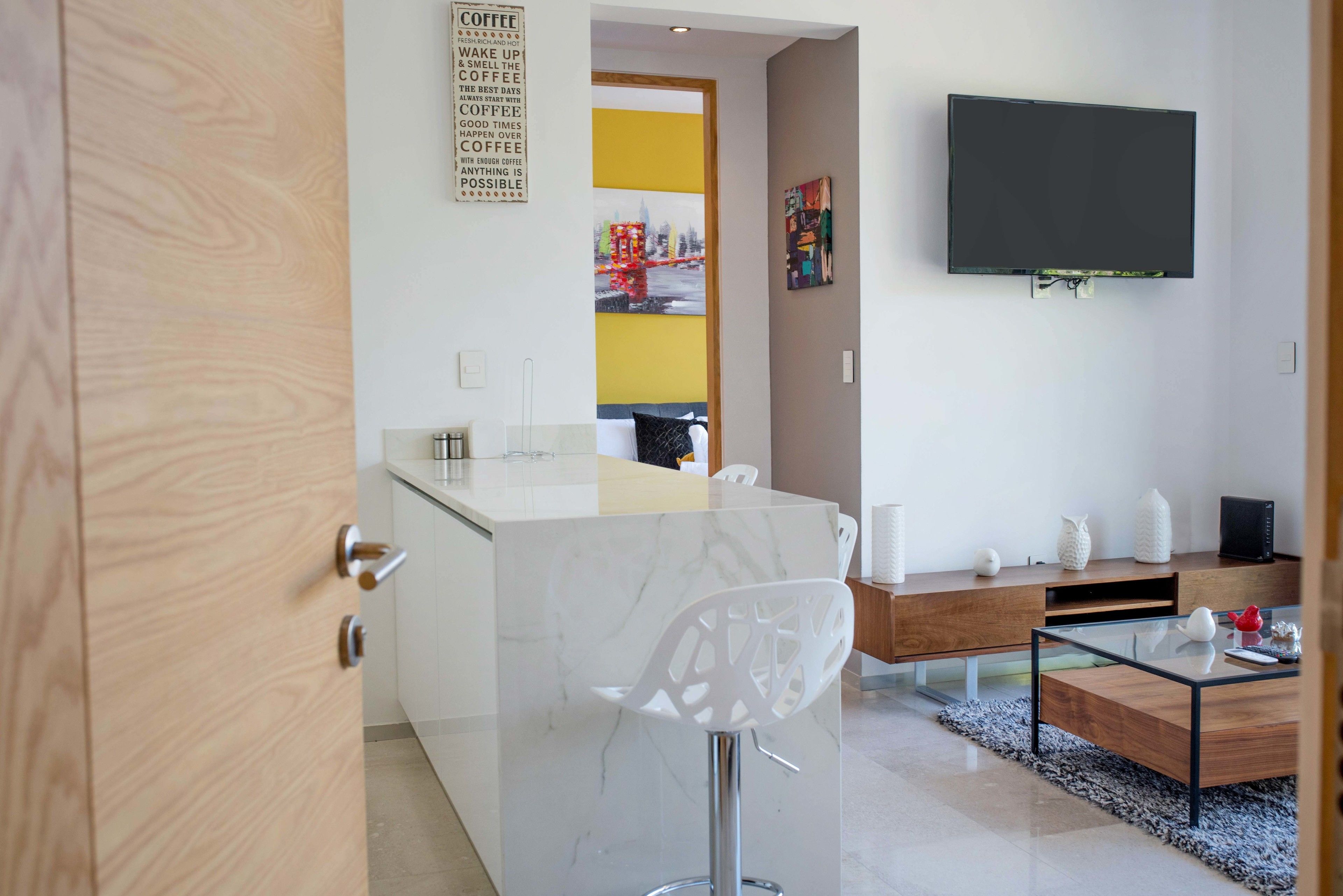 Menesse 32 by Mikitito Rentals