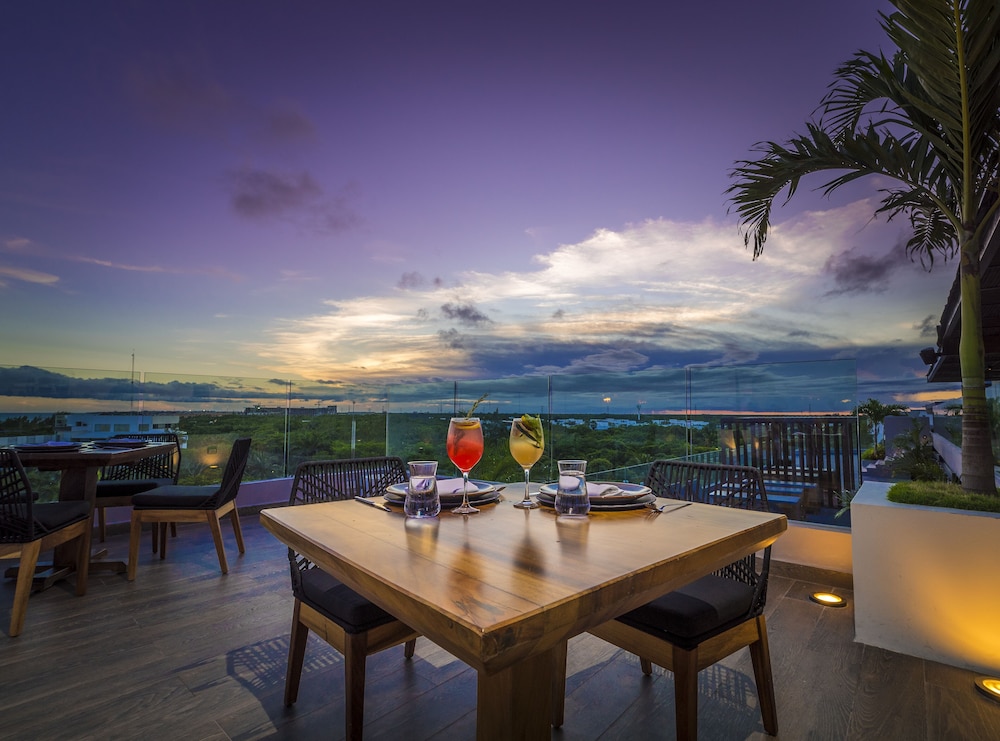 Mvngata Beach Hotel
