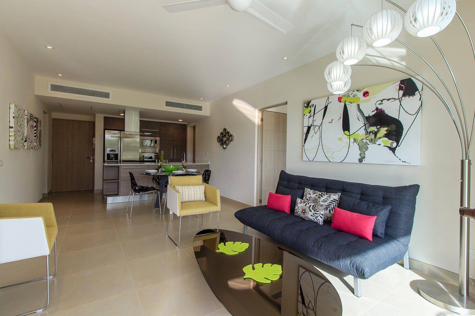 Golfers' Paradise at Nick Price Residences!