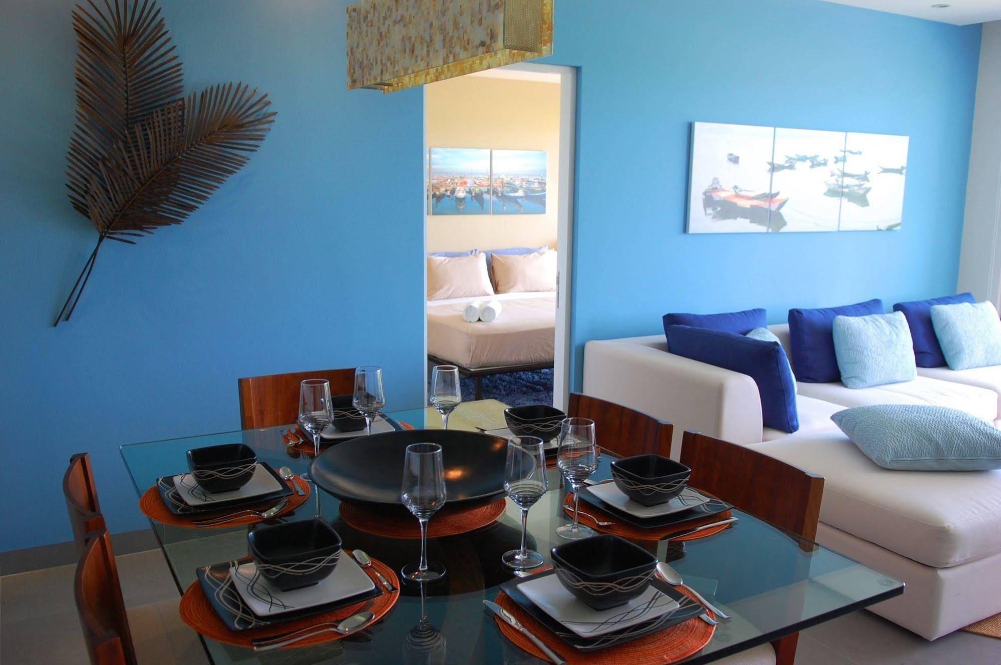Golfers' Paradise at Nick Price Residences!