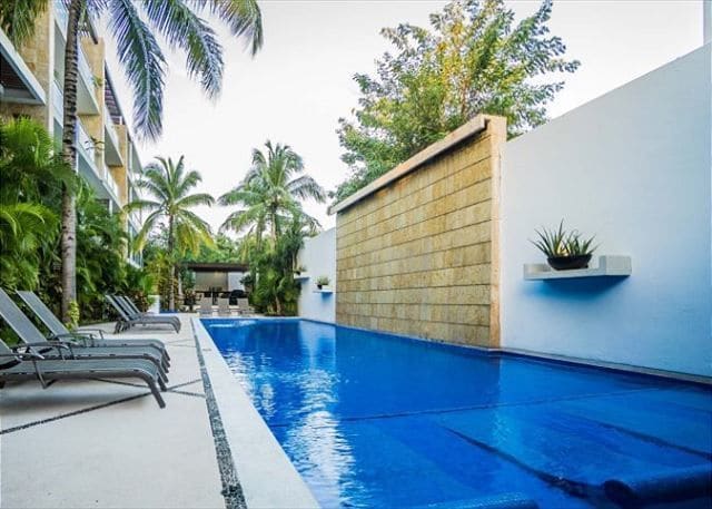 Oasis12 by Sea Side