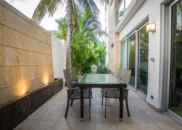 Oasis12 by Sea Side