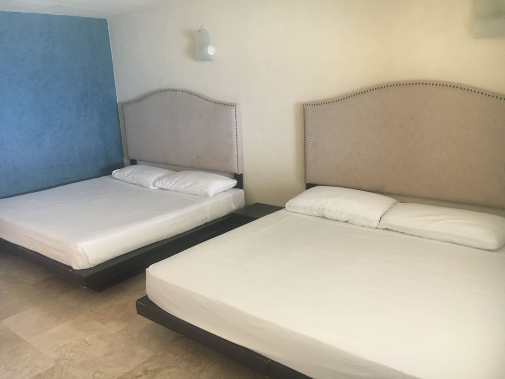 Ocean Plaza by Praia
