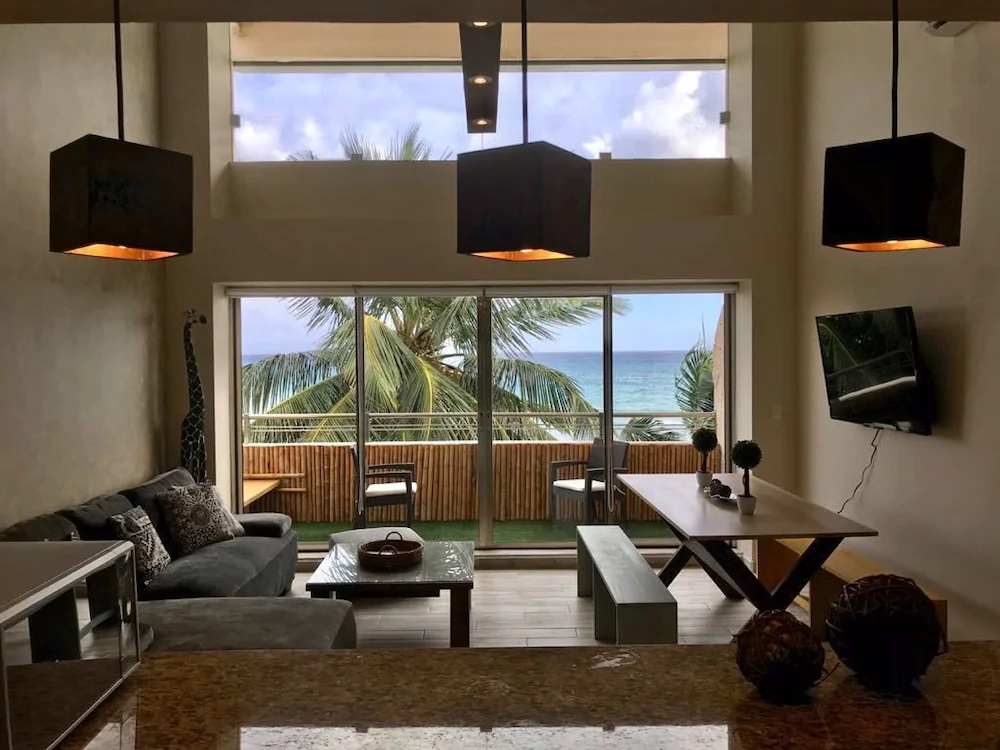 Ocean Plaza by Praia