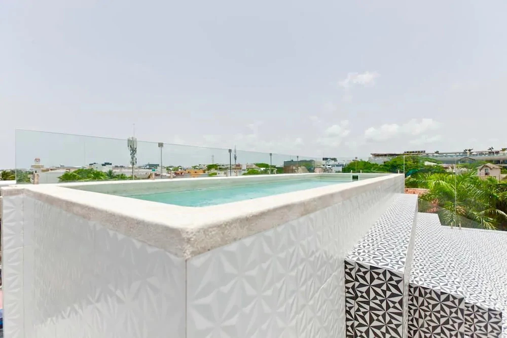 Ocean Plaza by Praia