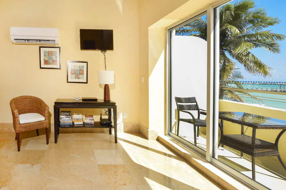 Ocean Plaza Condos by Rentals Your Way