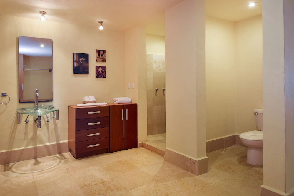 Ocean Plaza Condos by Rentals Your Way