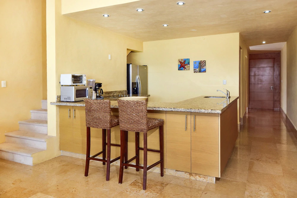Ocean Plaza Condos by Rentals Your Way