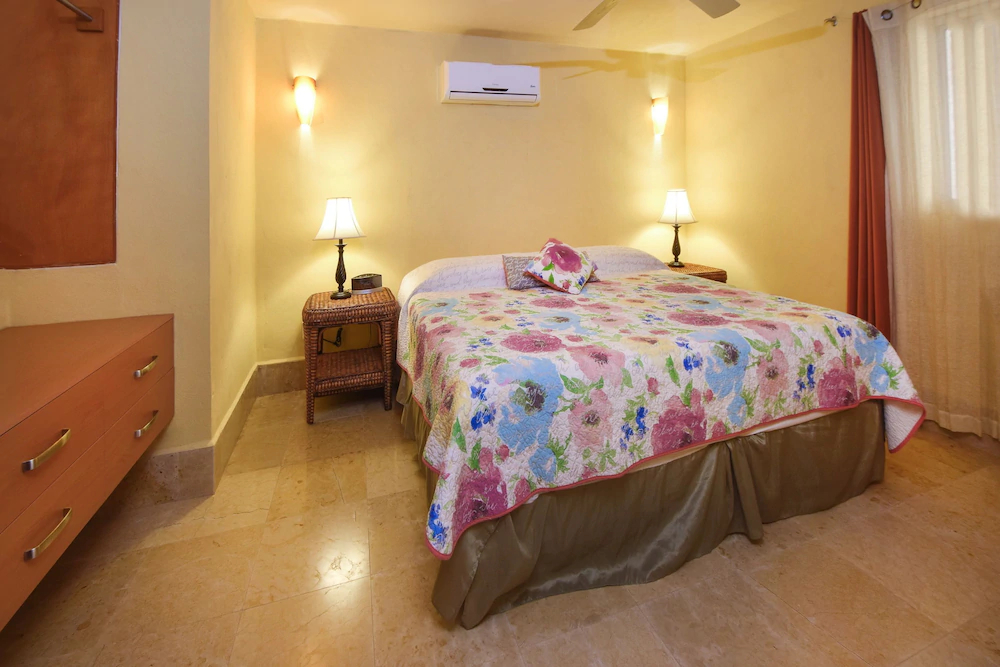 Ocean Plaza Condos by Rentals Your Way