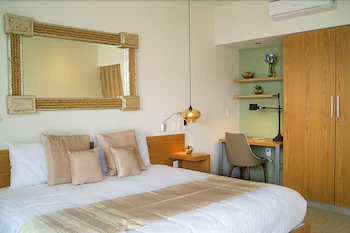Opal Suites