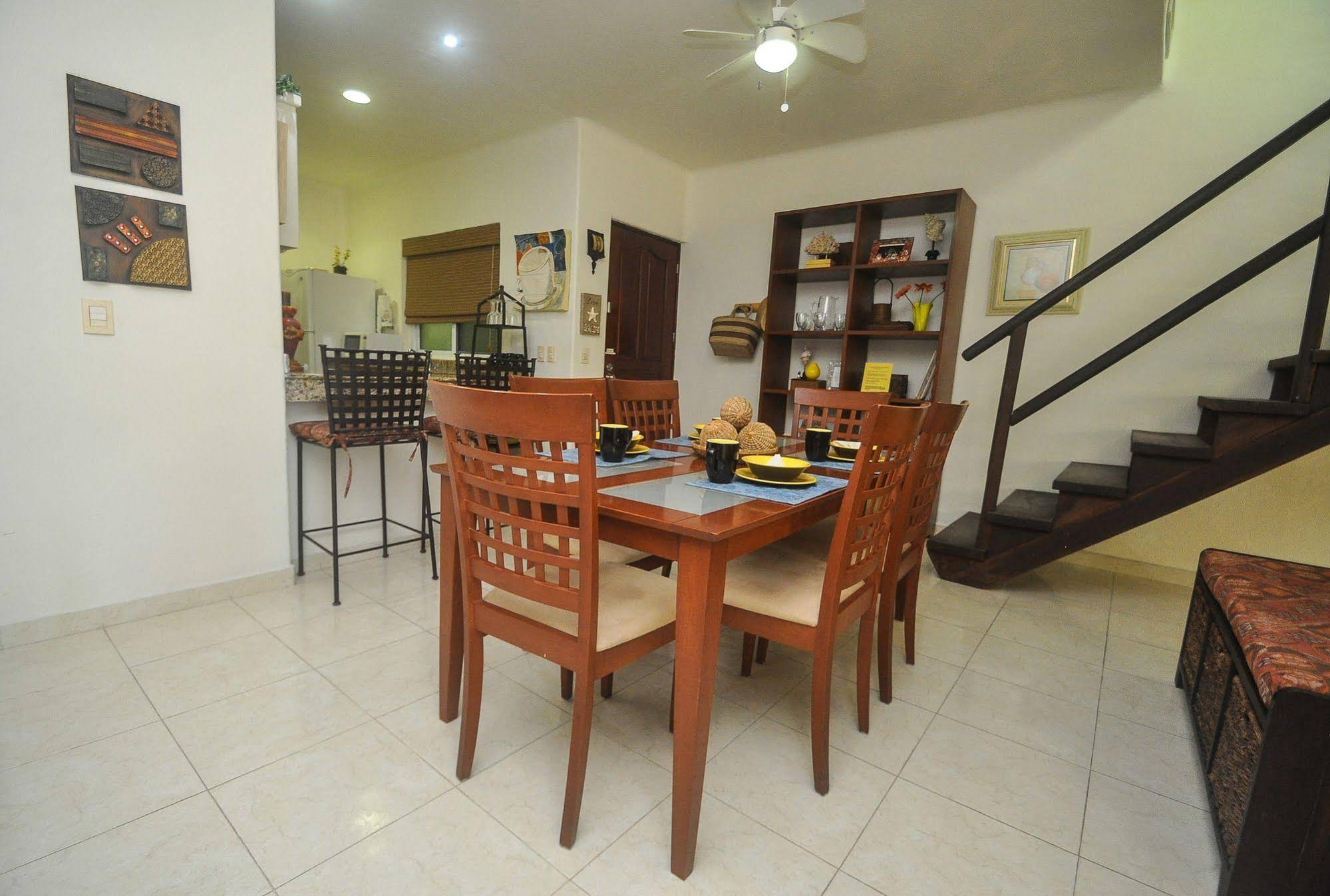 Playa Kaan Condominiums