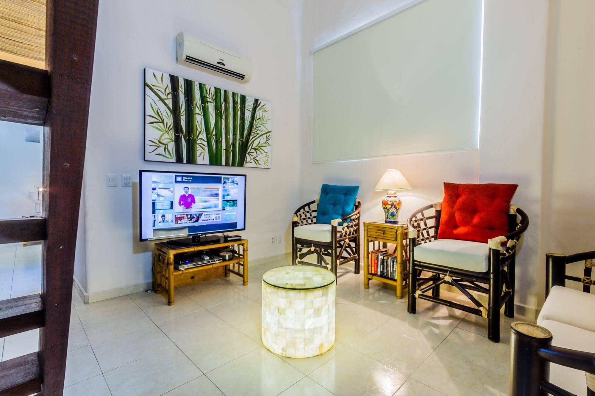 Playa Kaan Condominiums